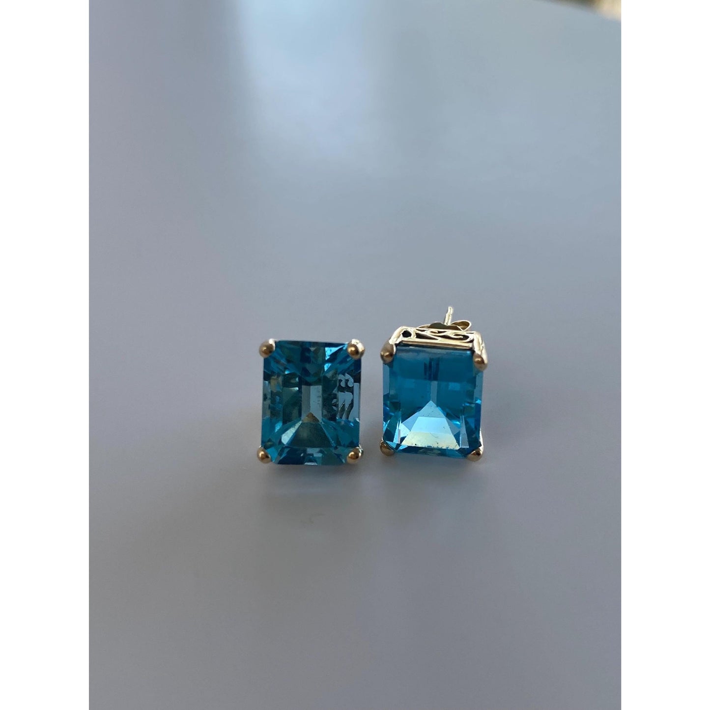 Vintage Solid 10k Yellow Gold Topaz Stud Earrings