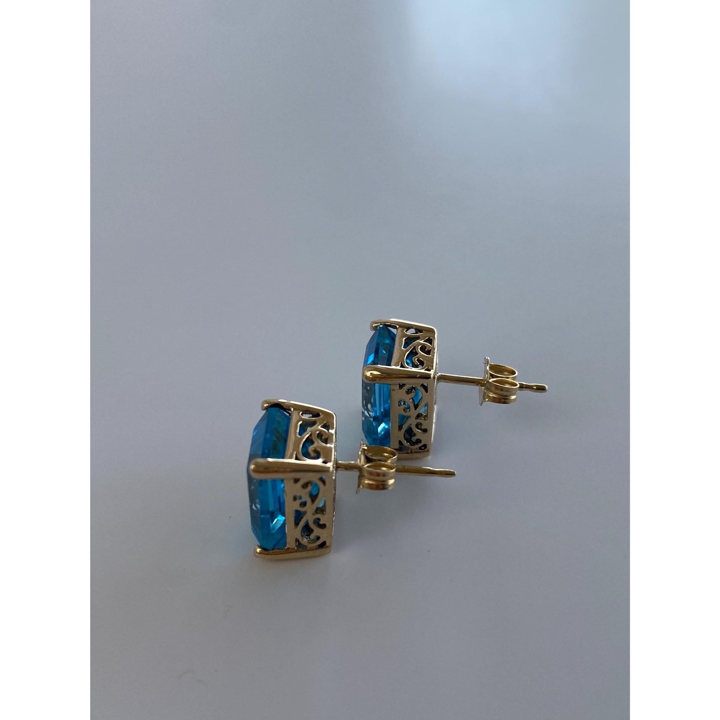 Vintage Solid 10k Yellow Gold Topaz Stud Earrings