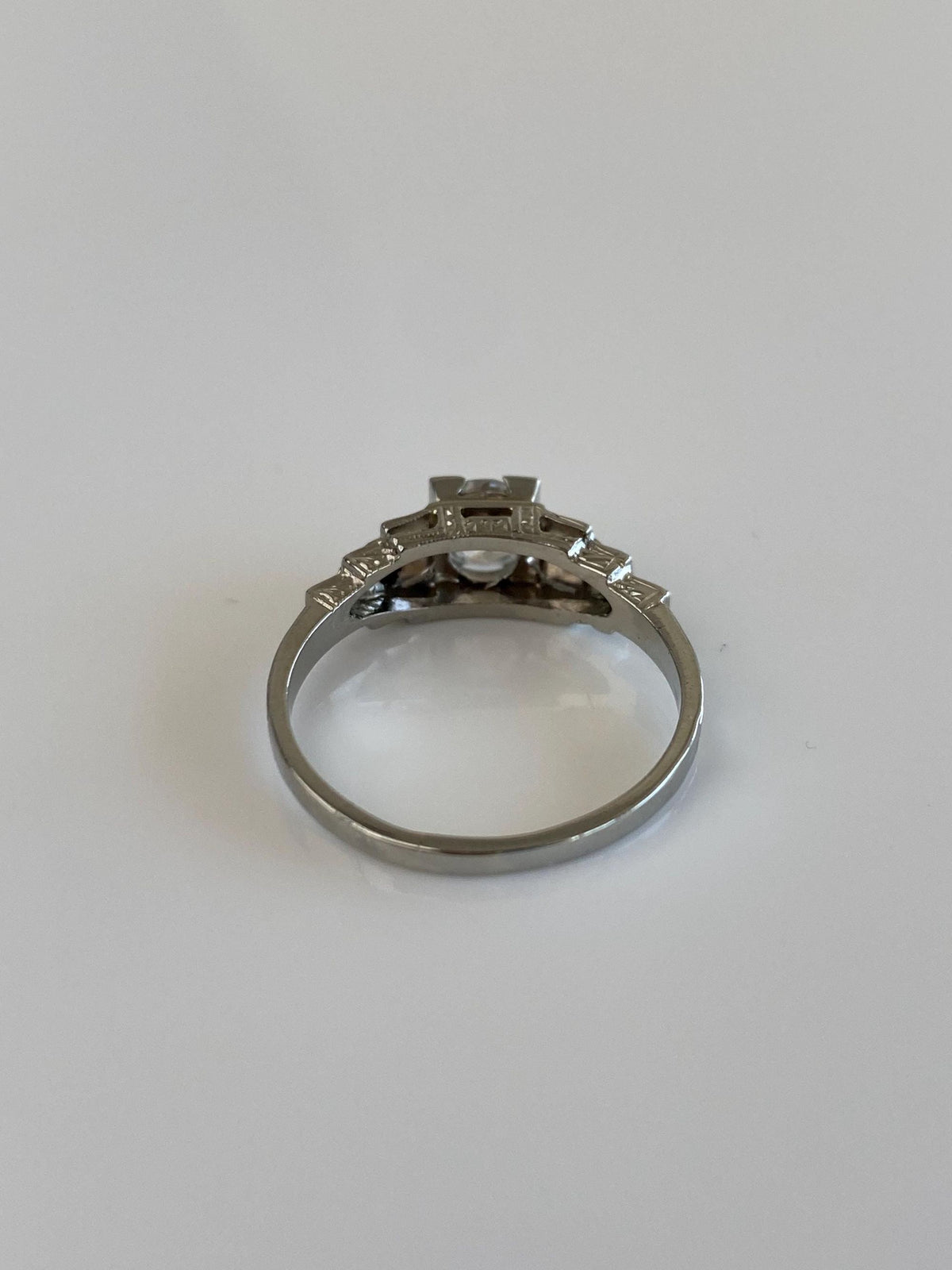 Vintage Solid 18k White Gold Clear Sapphire Diamonds Ring - Size 6.75