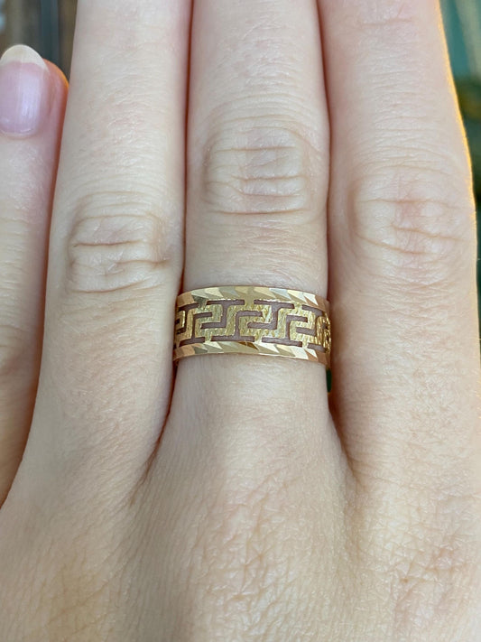 Vintage Solid 12k Yellow Gold Diamond Cut Open Work Greek Key Ring Band - Size 7.25