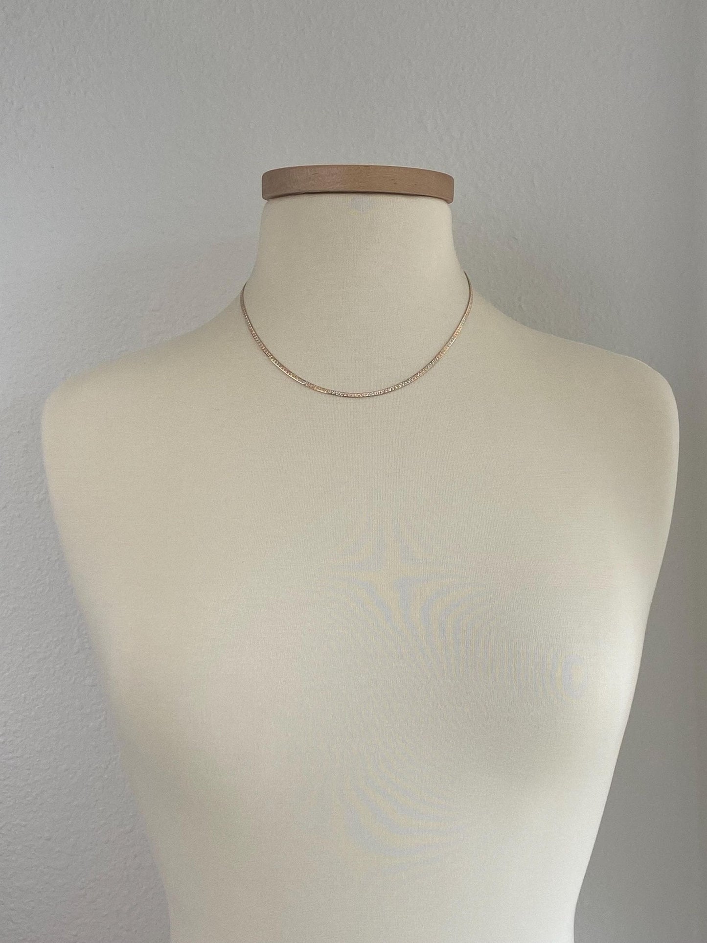 Vintage Solid 14k Tri Tone Gold Pattern Herringbone Chain Necklace - 18 inches