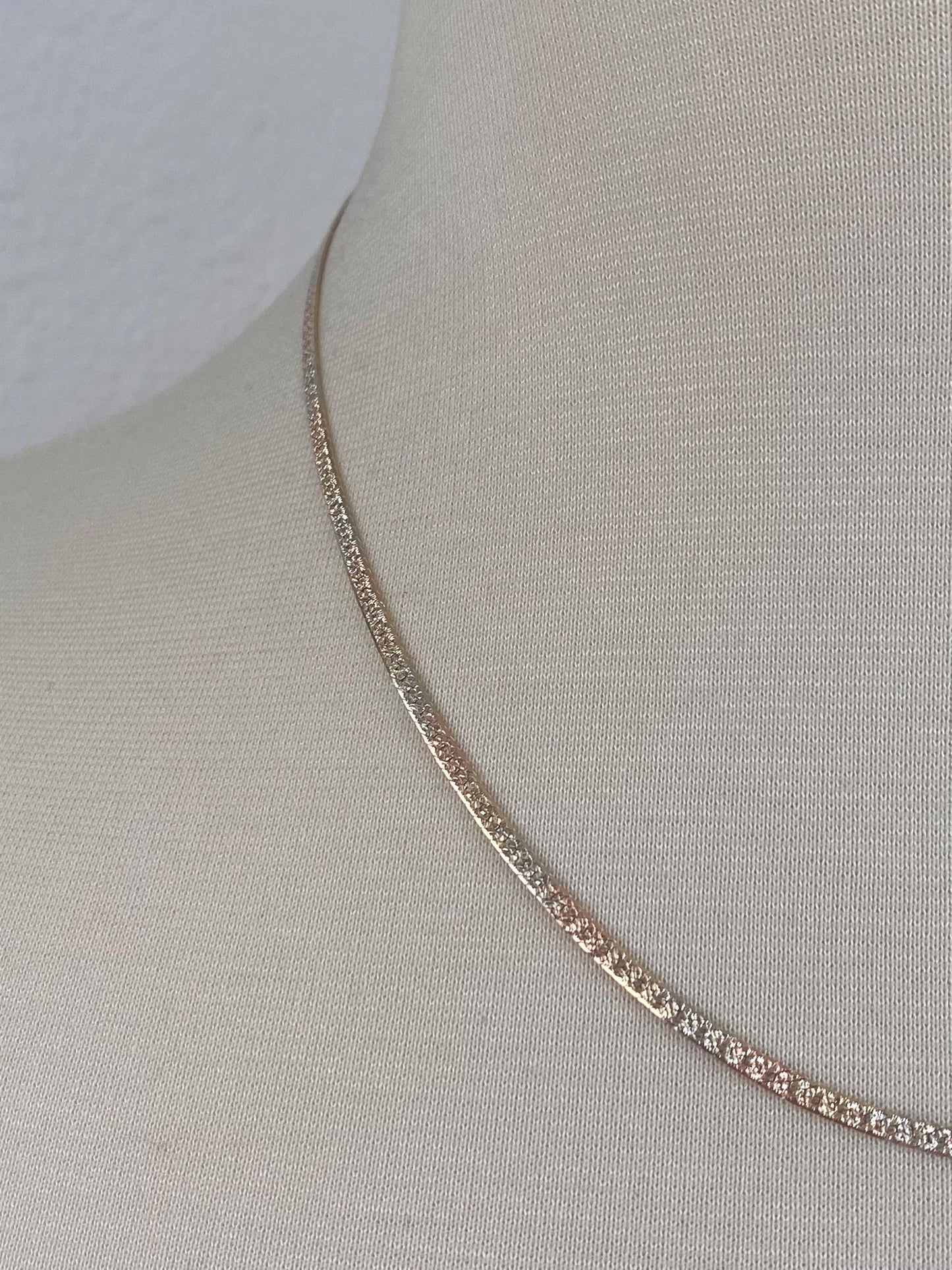 Vintage Solid 14k Tri Tone Gold Pattern Herringbone Chain Necklace - 18 inches