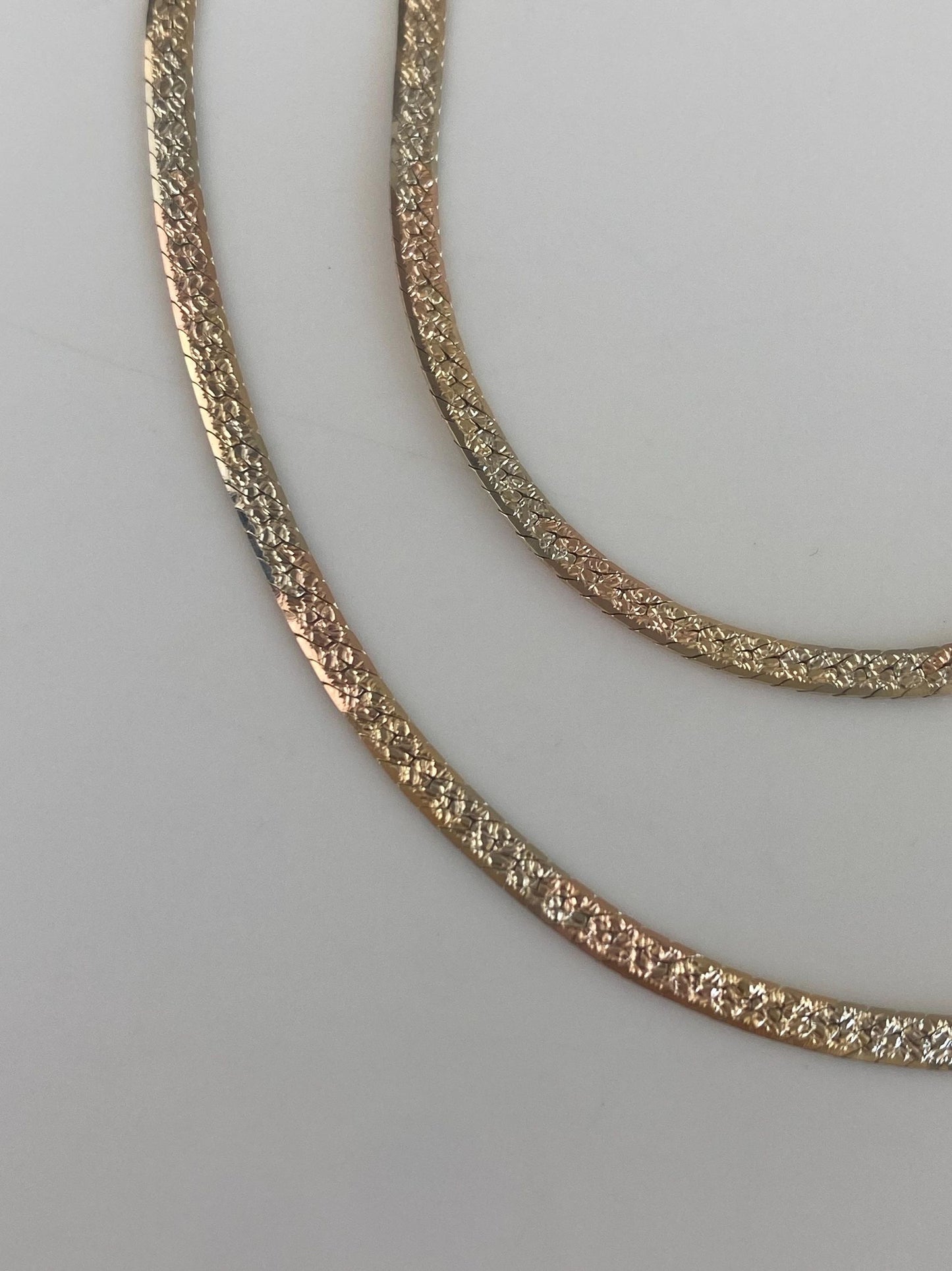 Vintage Solid 14k Tri Tone Gold Pattern Herringbone Chain Necklace - 18 inches