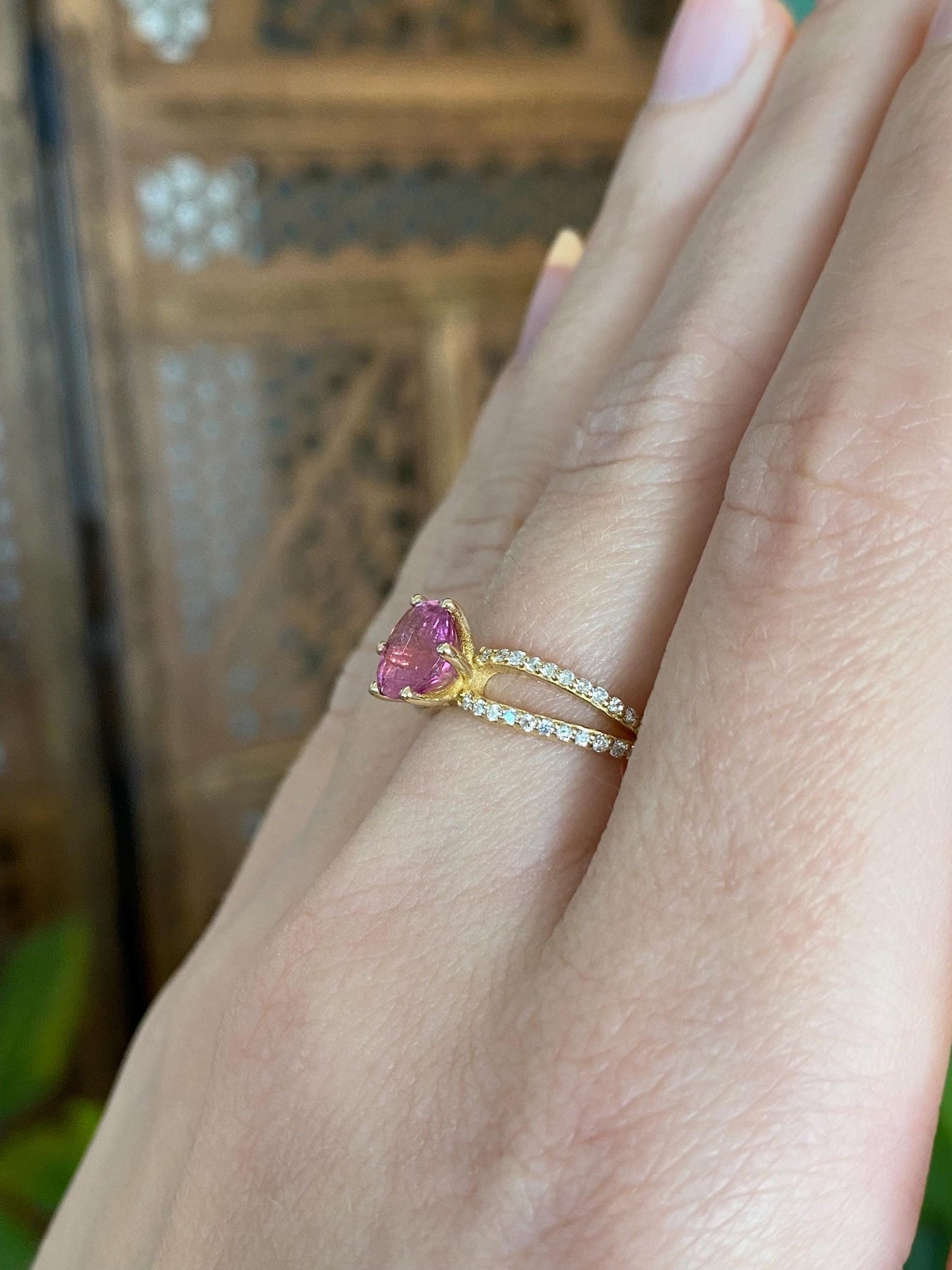 Vintage Solid 14k Yellow Gold Pink Tourmaline Diamond Ring - Size 6