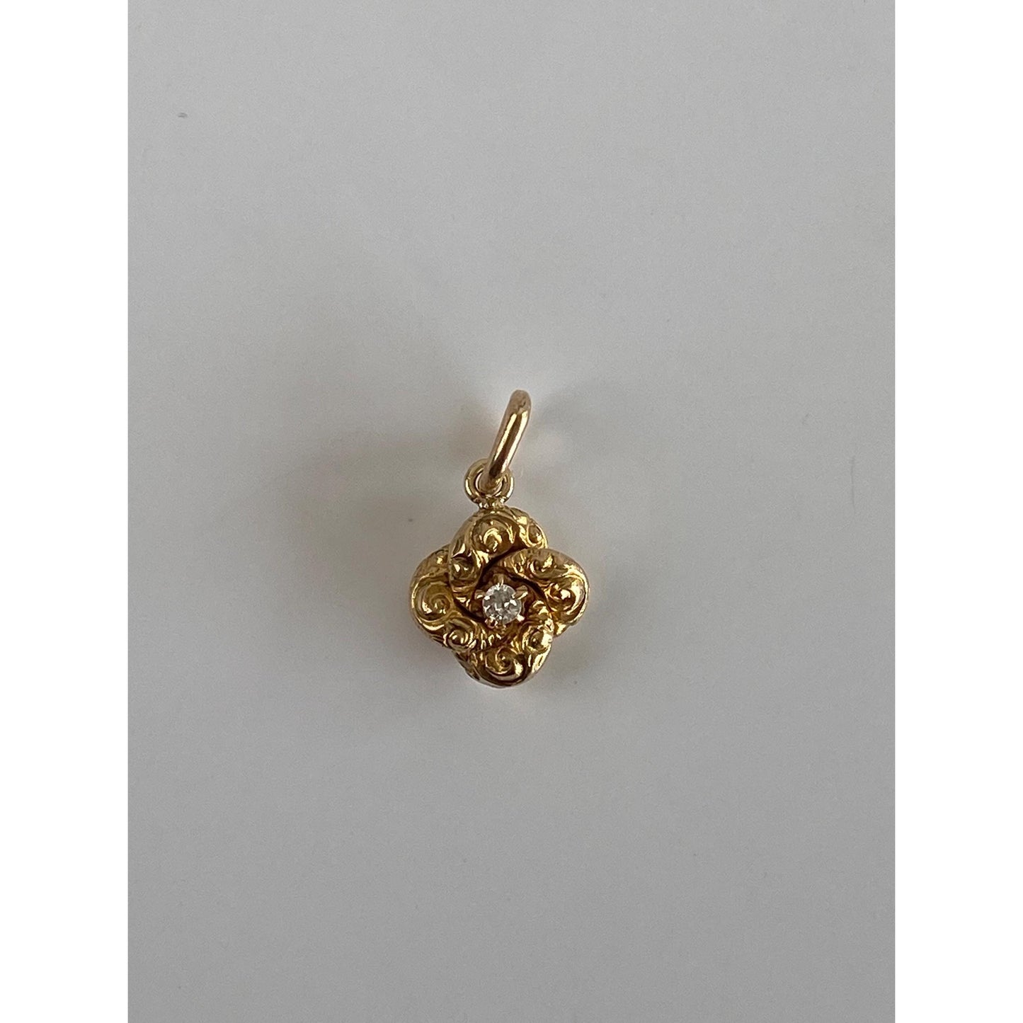 Vintage 18k Yellow Gold Diamond Designed Knot Stick Pin Conversion Charm
