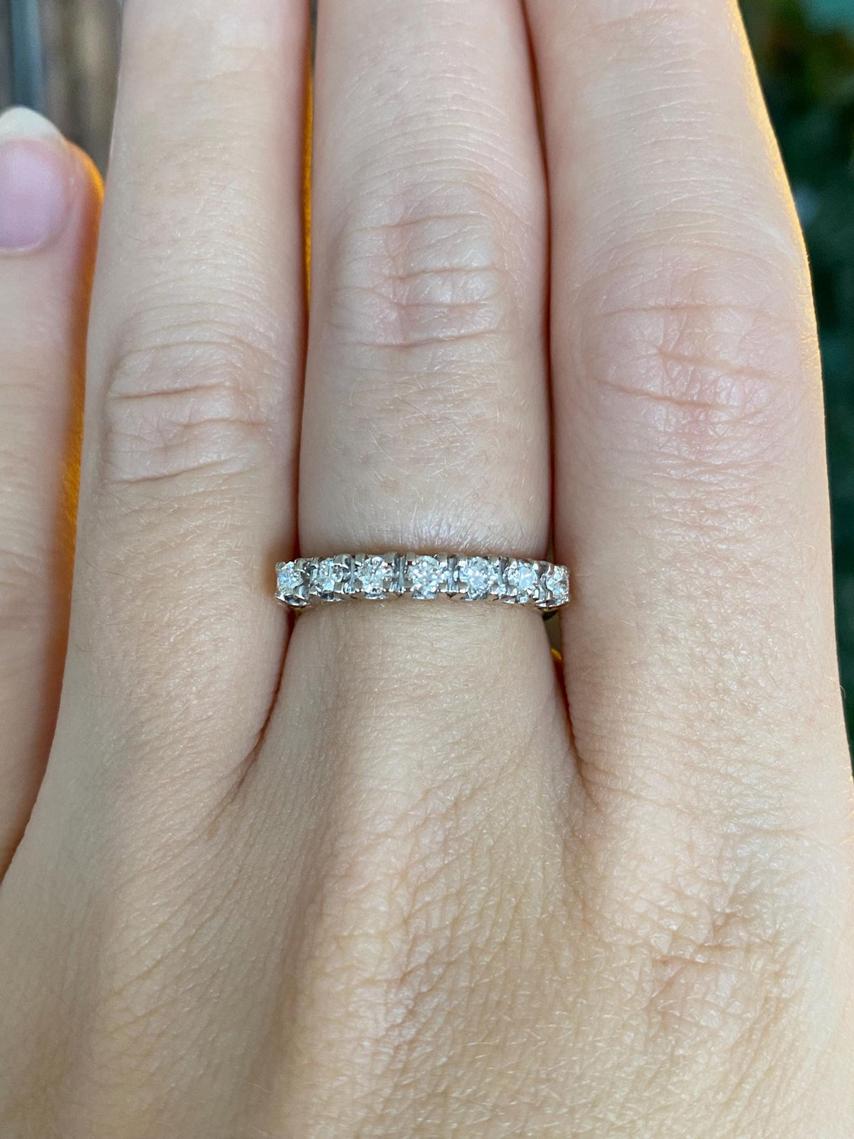 Vintage Solid 18k White & Yellow Gold Diamond Row Ring - Size 6.5