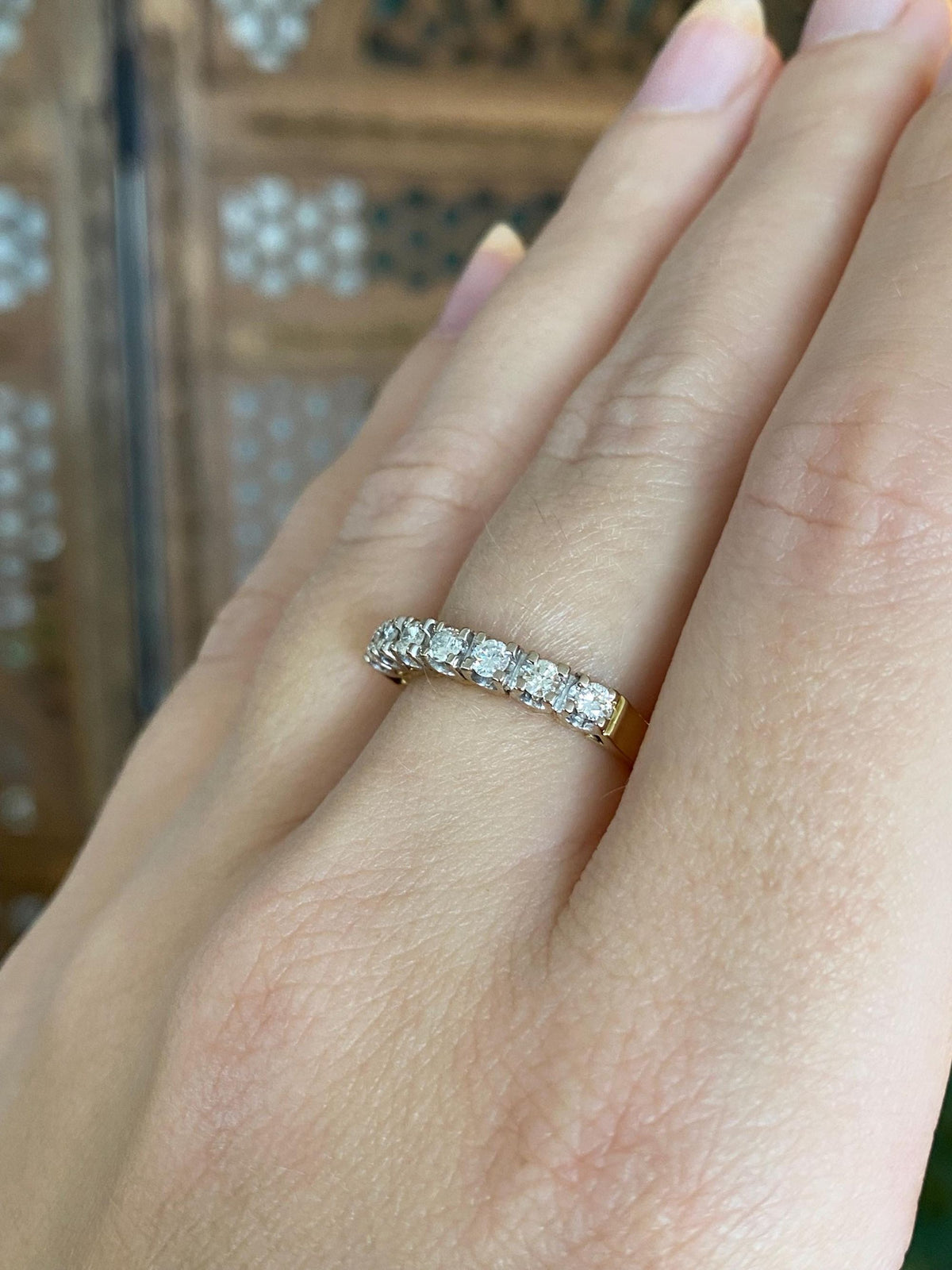 Vintage Solid 18k White & Yellow Gold Diamond Row Ring - Size 6.5