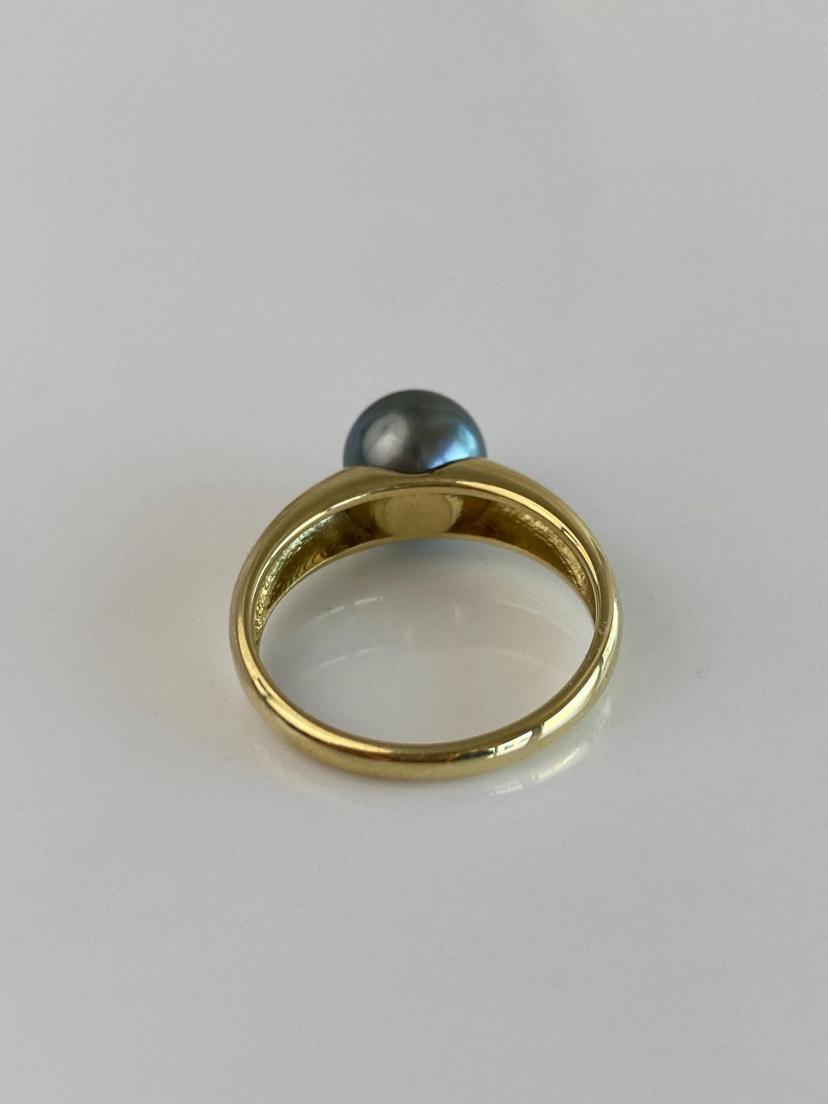 Vintage Solid 18k Yellow Gold Peacock Pearl Ring - Size 7.5