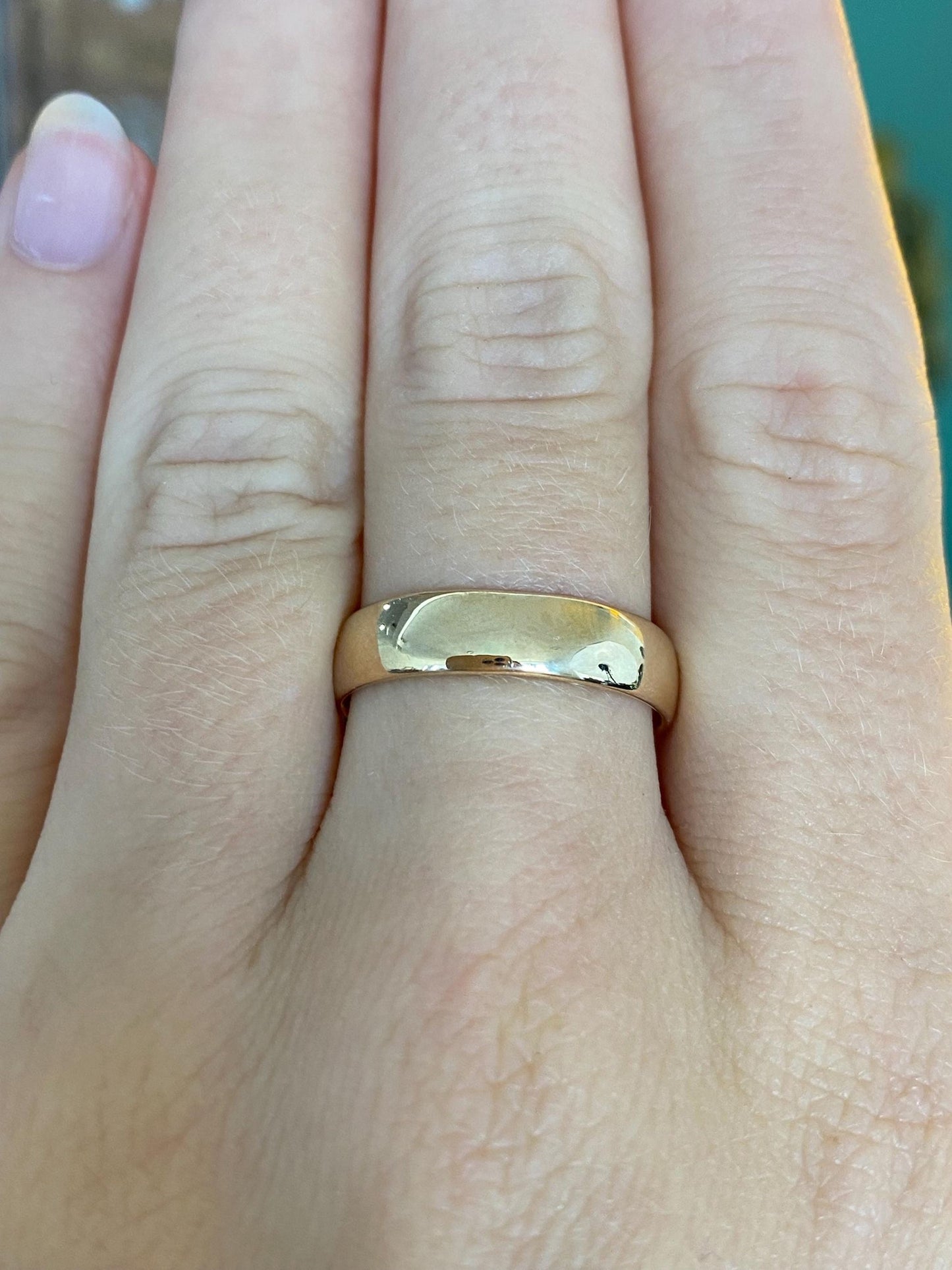 Vintage Solid 14k Yellow Gold Ring Band - Size 8