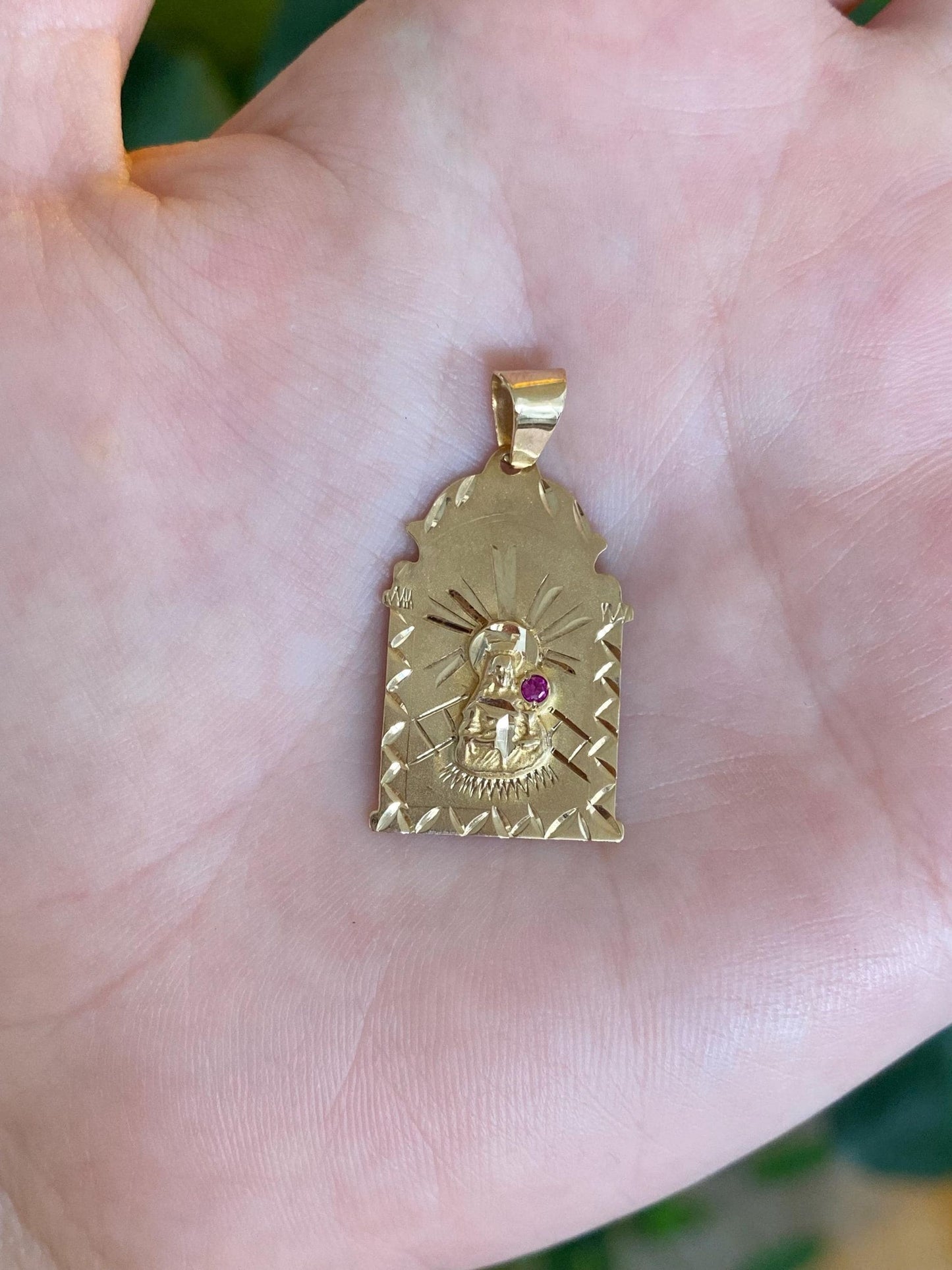 Vintage Solid 14k Yellow Gold Pink Spinel Diamond Cut Religious Charm