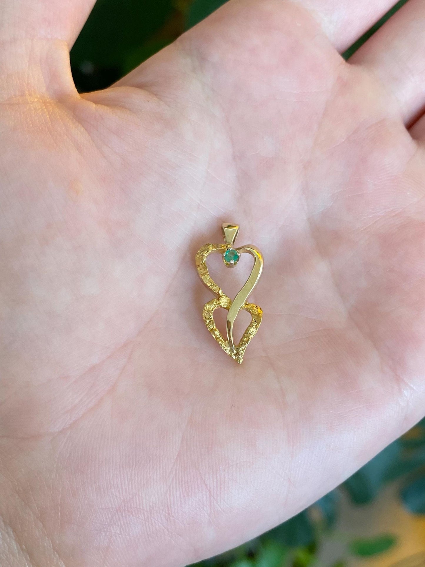 Vintage Solid 14k Yellow Gold Emerald Gold Nuggets Hearts Charm