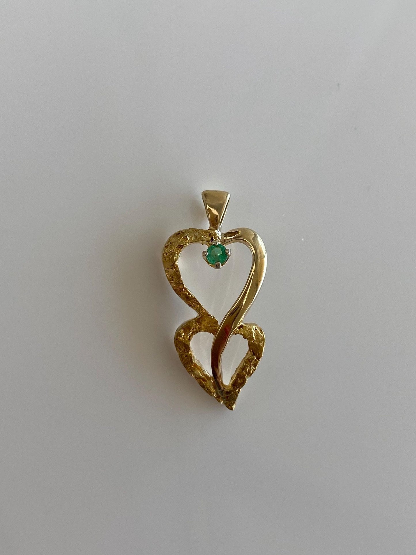 Vintage Solid 14k Yellow Gold Emerald Gold Nuggets Hearts Charm