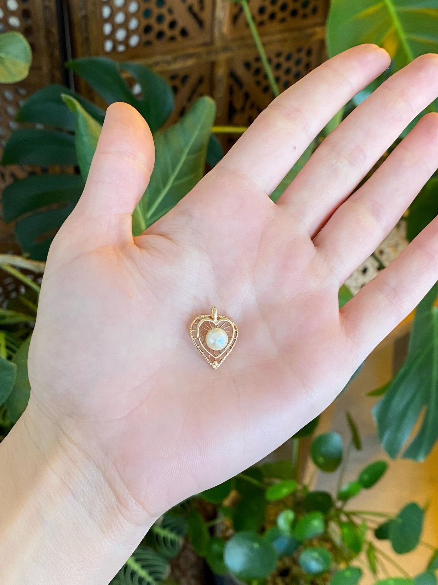Vintage Solid 14k Yellow Gold Pearl Heart Charm