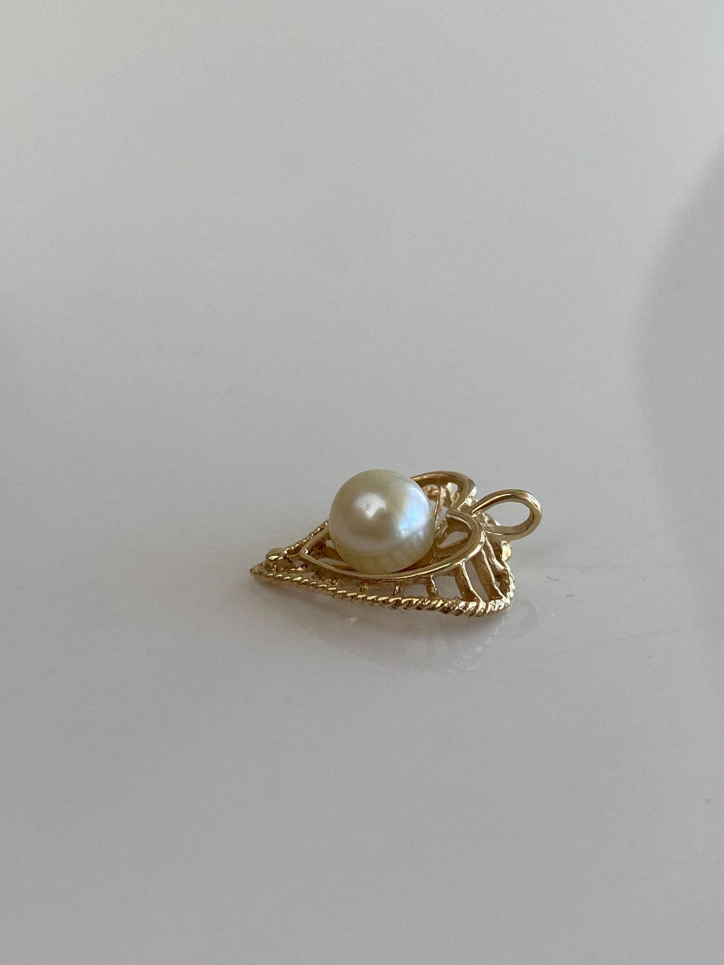 Vintage Solid 14k Yellow Gold Pearl Heart Charm