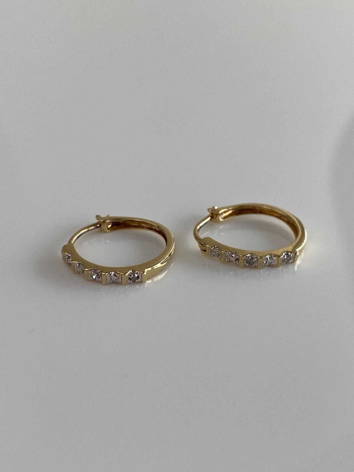 Vintage Solid 10k White & Yellow Gold Little Clear Sapphire Hoop Earrings