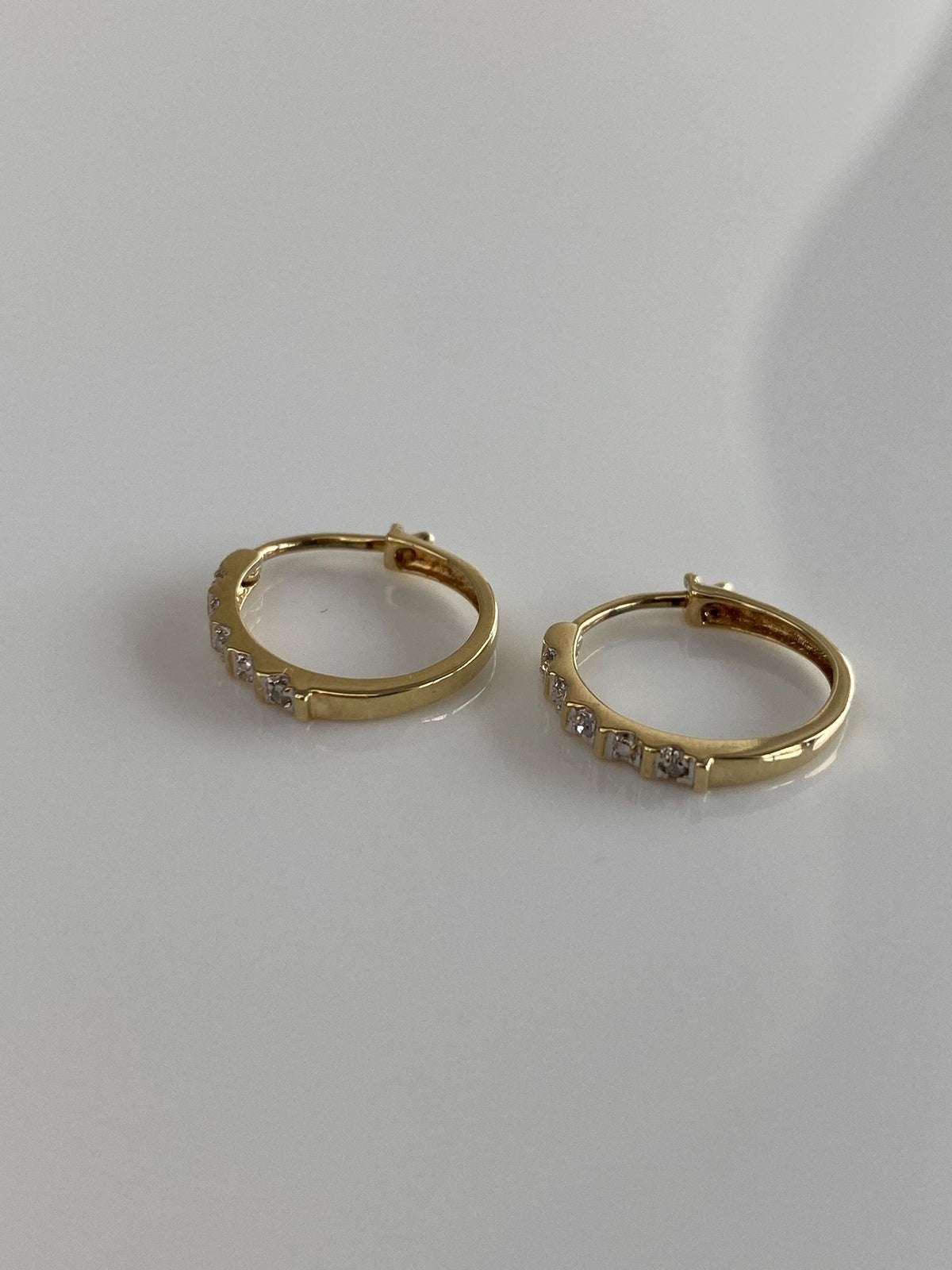 Vintage Solid 10k White & Yellow Gold Little Clear Sapphire Hoop Earrings