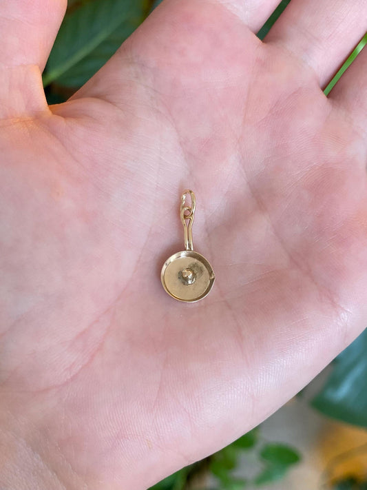 Vintage Solid 10k Yellow Gold Pan Charm