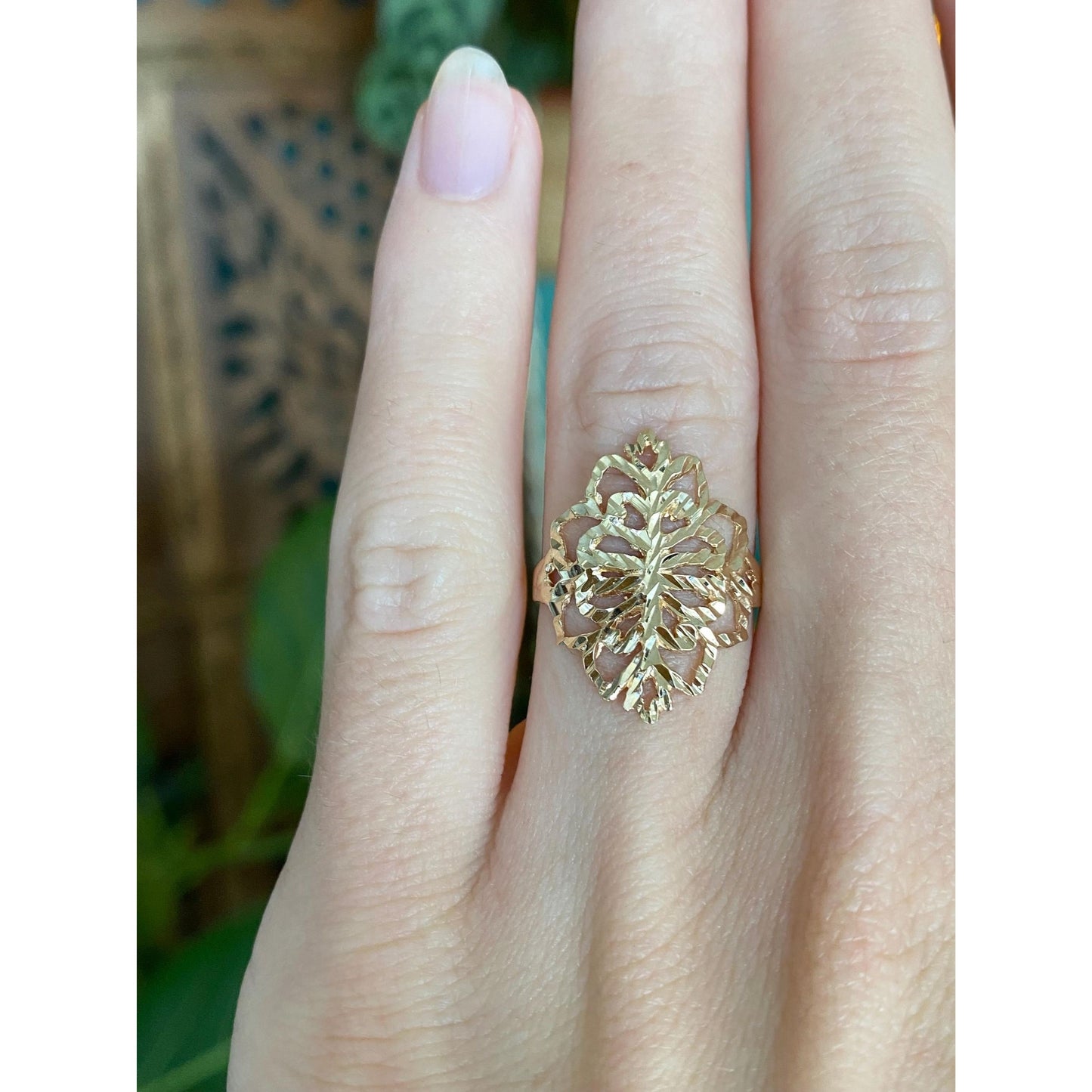 Vintage Solid 10k Yellow Gold Diamond Cut Ring - Size 5.5