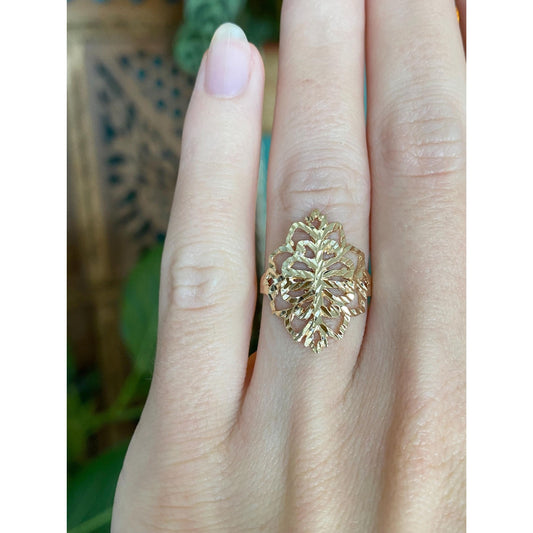 Vintage Solid 10k Yellow Gold Diamond Cut Ring - Size 5.5