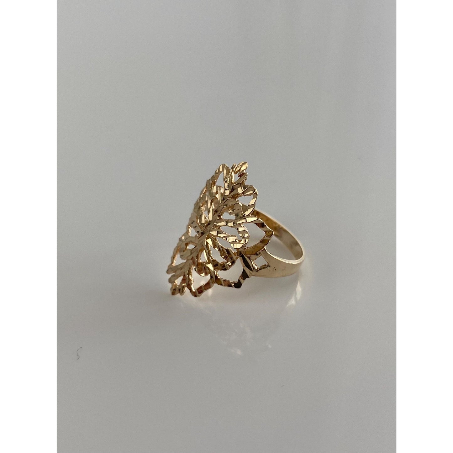 Vintage Solid 10k Yellow Gold Diamond Cut Ring - Size 5.5