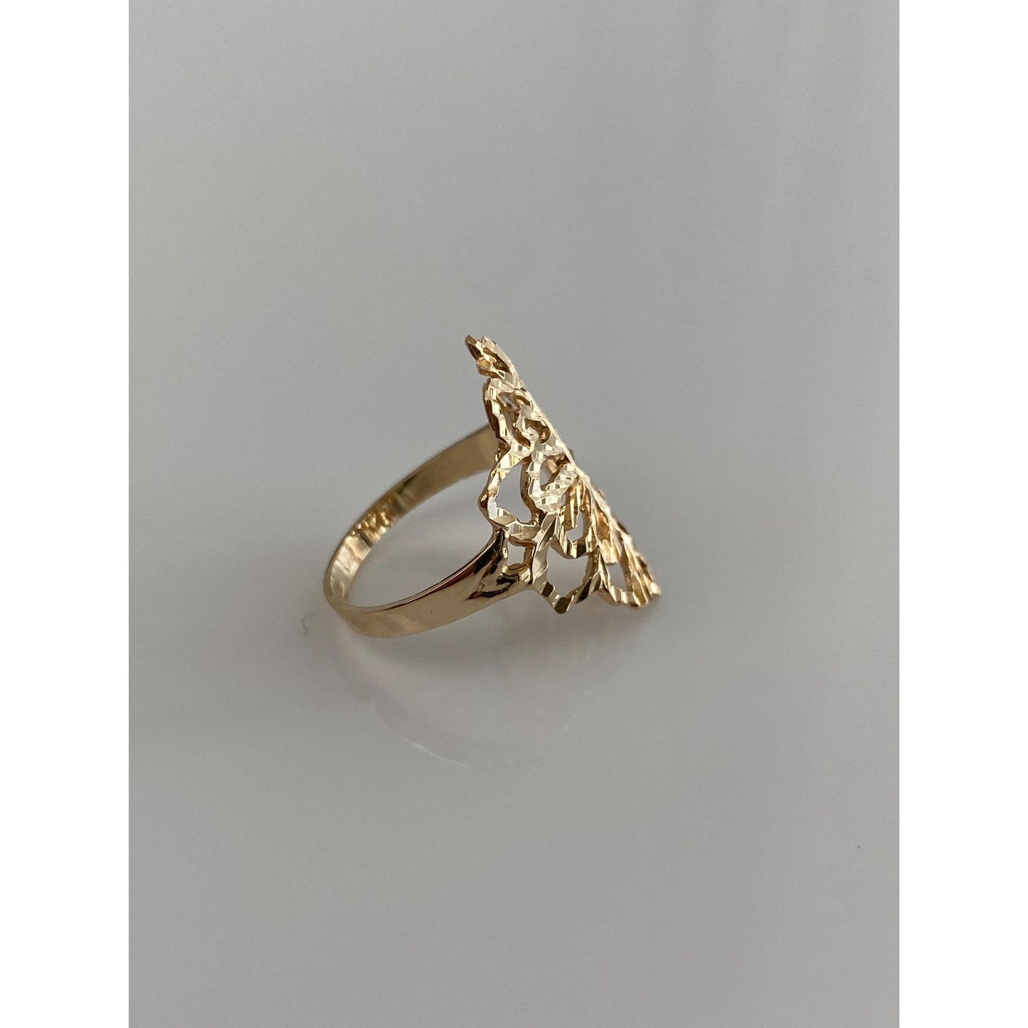 Vintage Solid 10k Yellow Gold Diamond Cut Ring - Size 5.5