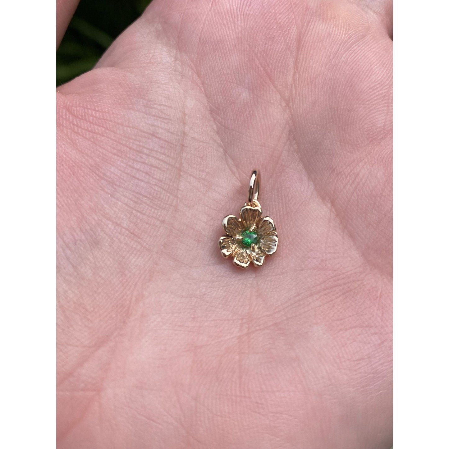 Vintage Solid 10k Yellow Gold Green Cubic Zirconia Flower Charm