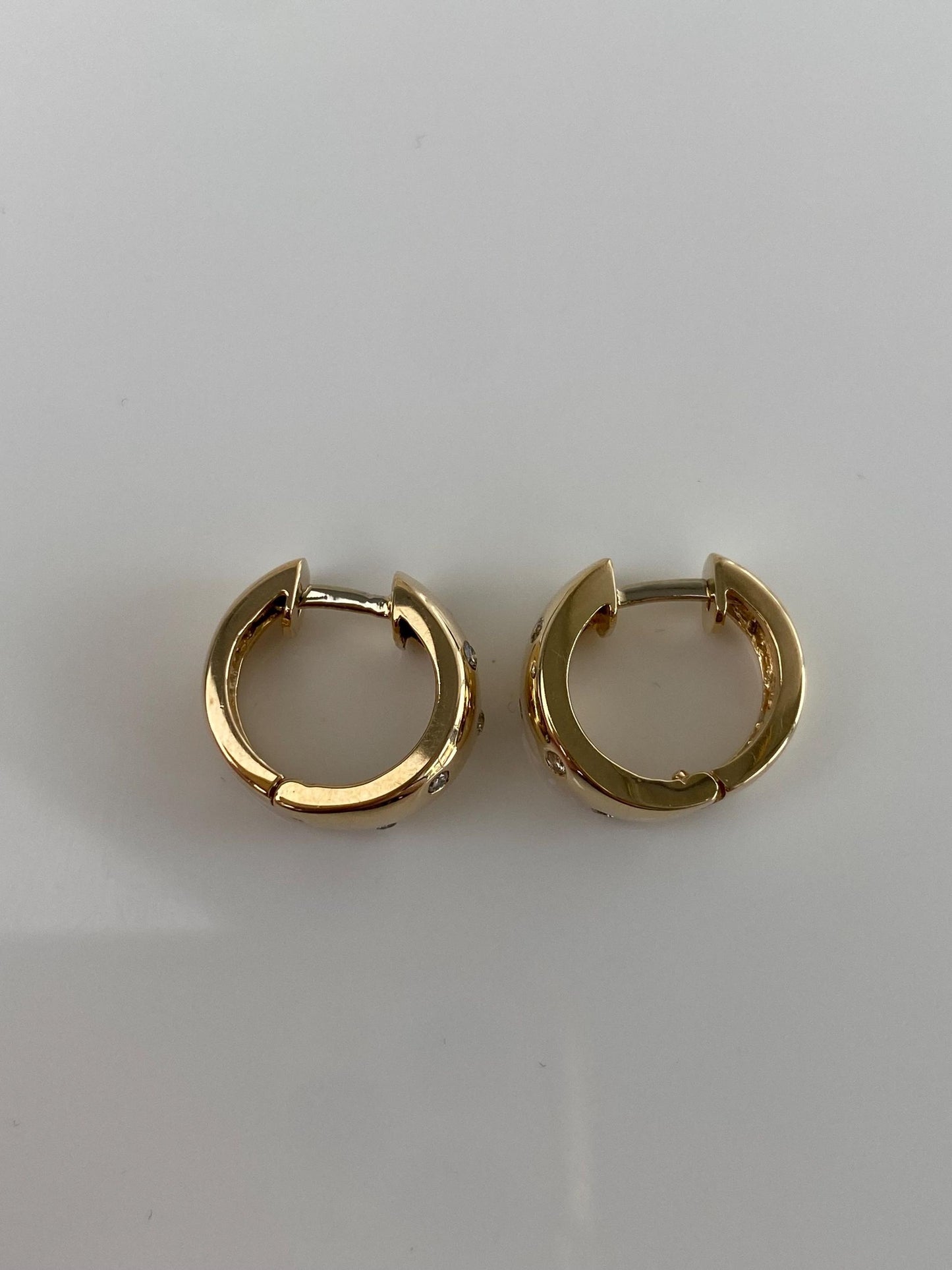 Vintage Solid 14k Yellow Gold Diamond Dotted Chunky Hoop Earrings