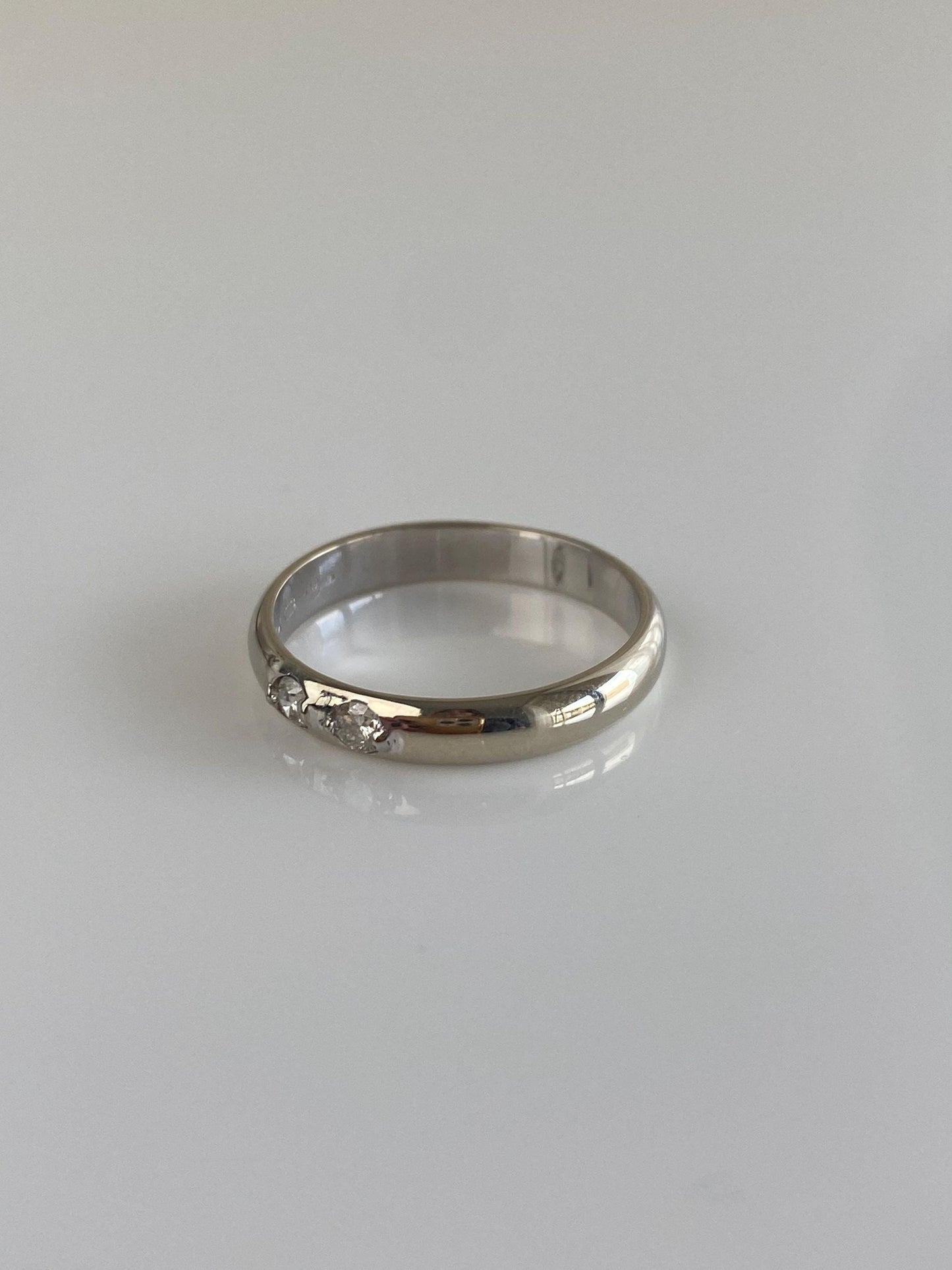 Vintage Solid 14k White Gold Diamond Ring Band - Size 6.5
