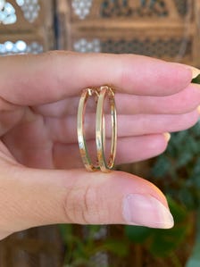 Vintage 14k Yellow Gold Straight Edge Oval Hoop Earrings