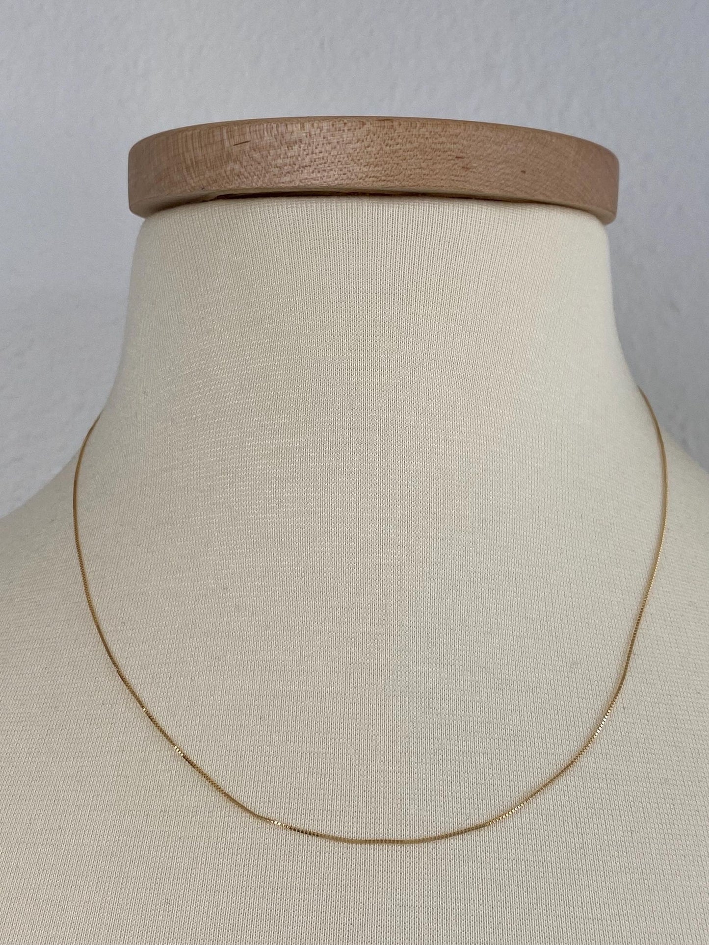 Vintage Solid 14k Yellow Gold Dainty Box Chain Necklace - 18.75 inches