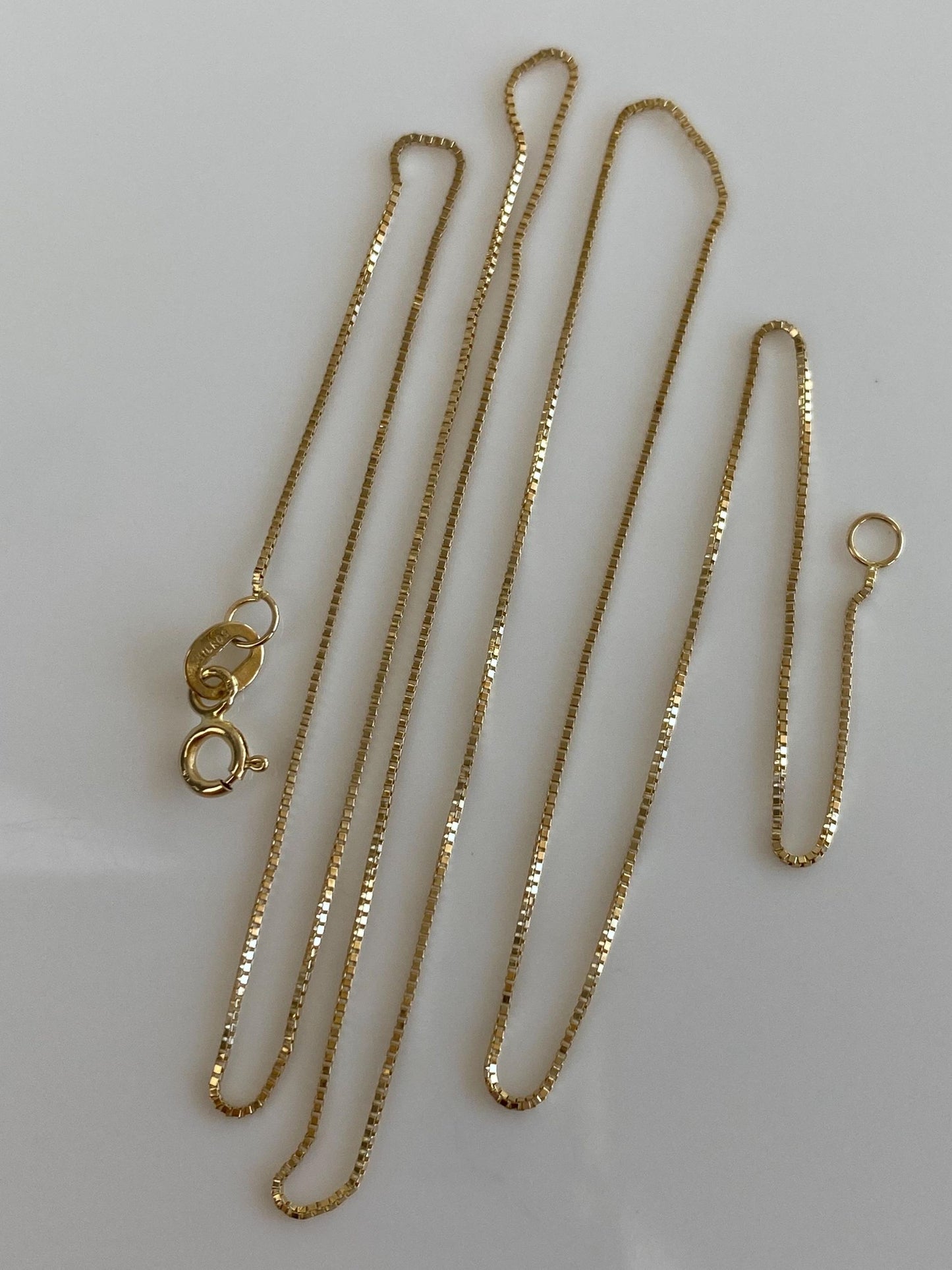Vintage Solid 14k Yellow Gold Dainty Box Chain Necklace - 18.75 inches