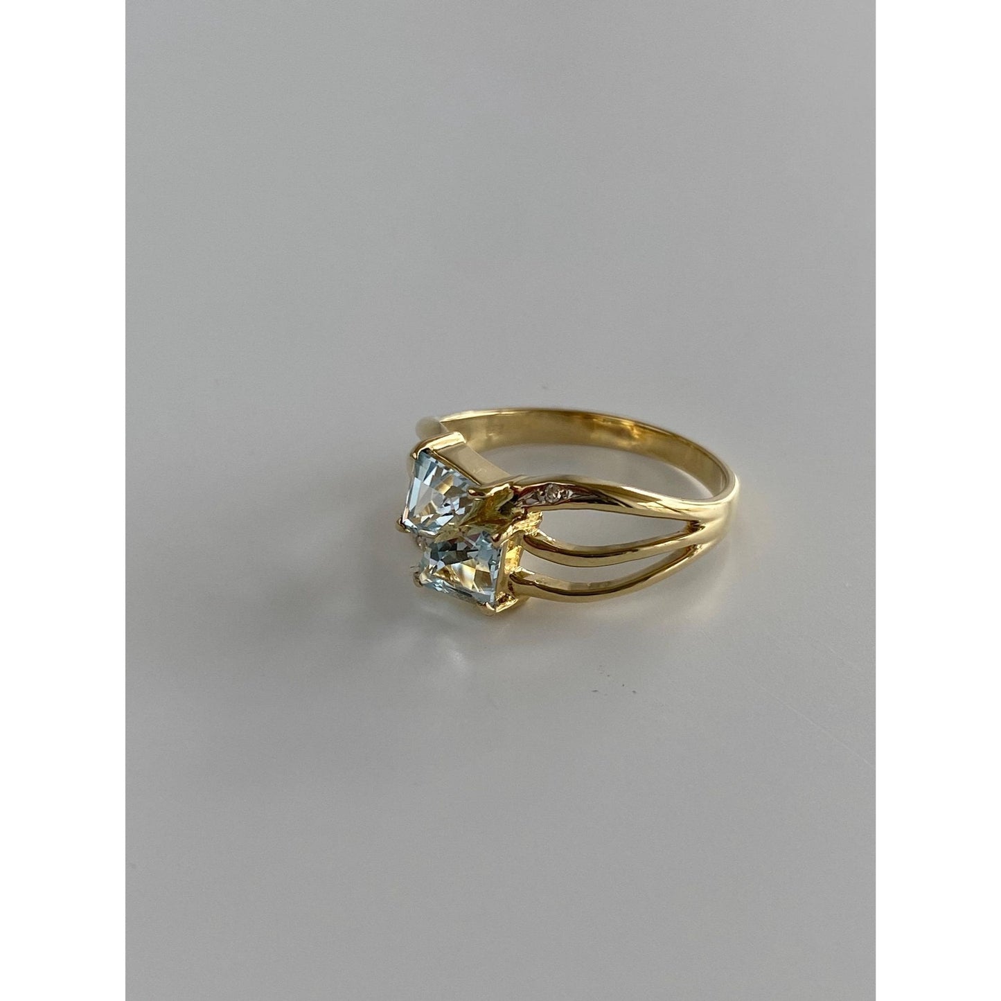 Vintage Solid 14k Yellow Gold Double Topaz Ring - Size 8