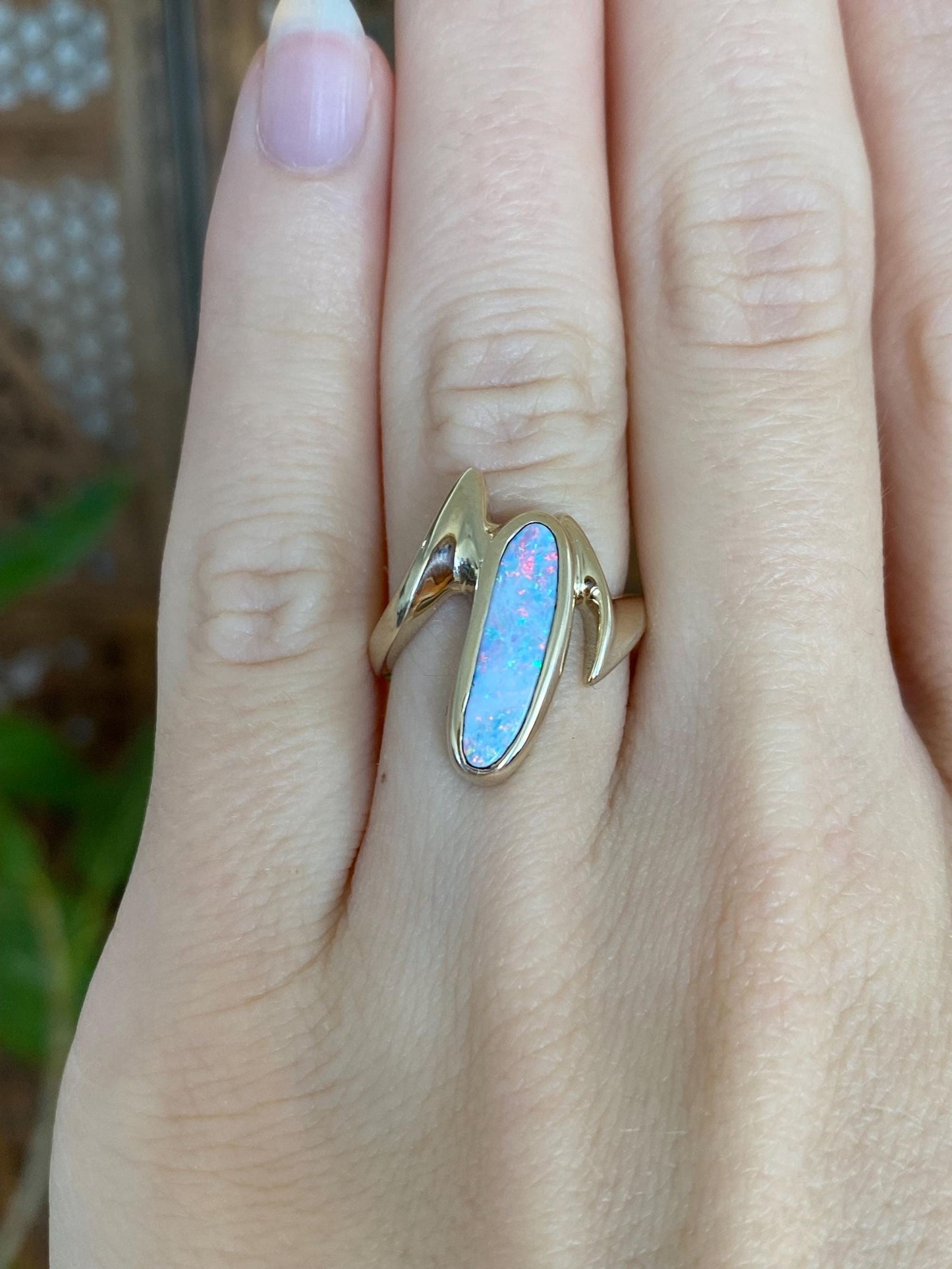Vintage Solid 14k Yellow Gold Opal Doublet Ring - Size 5.75