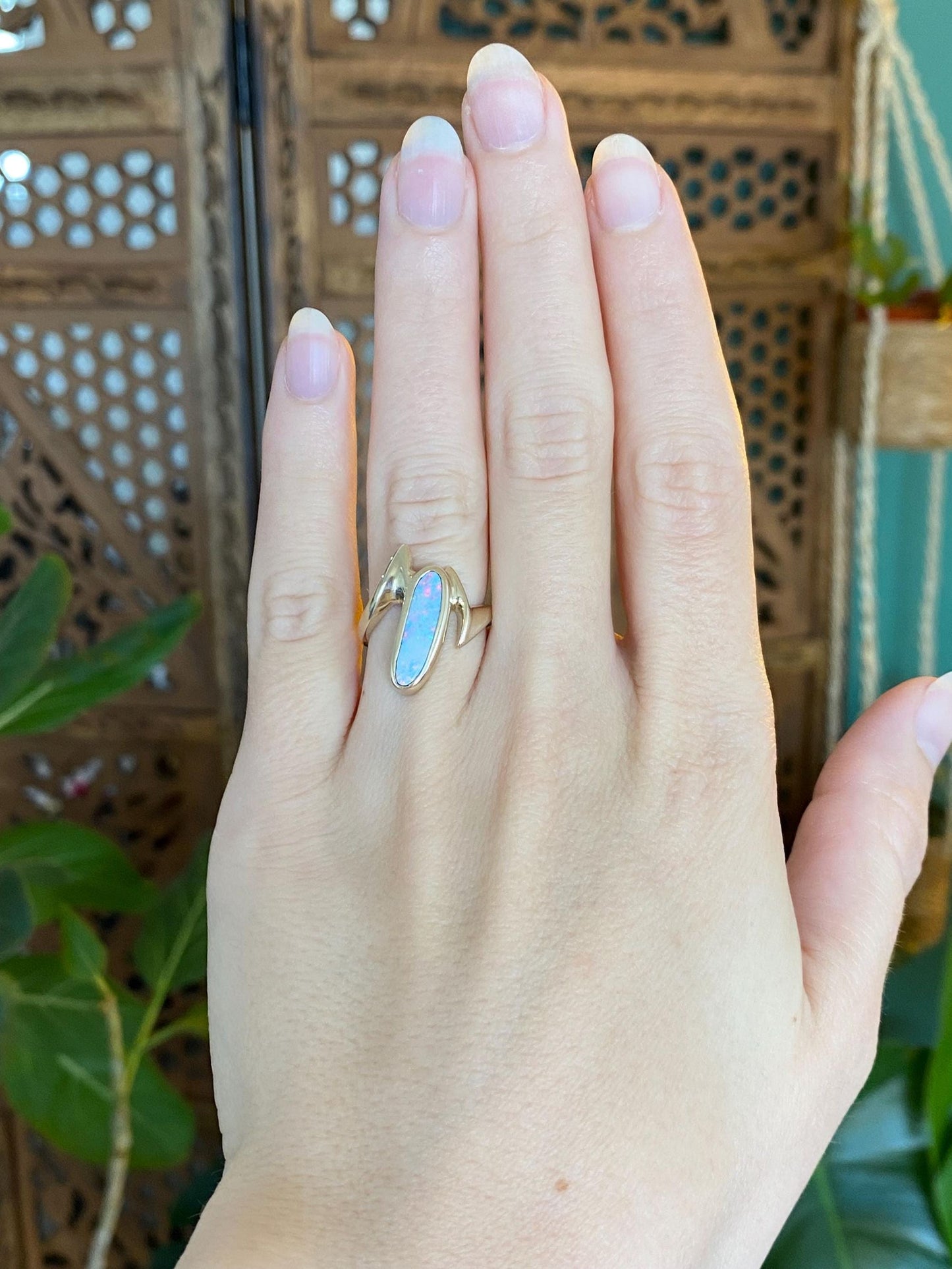 Vintage Solid 14k Yellow Gold Opal Doublet Ring - Size 5.75