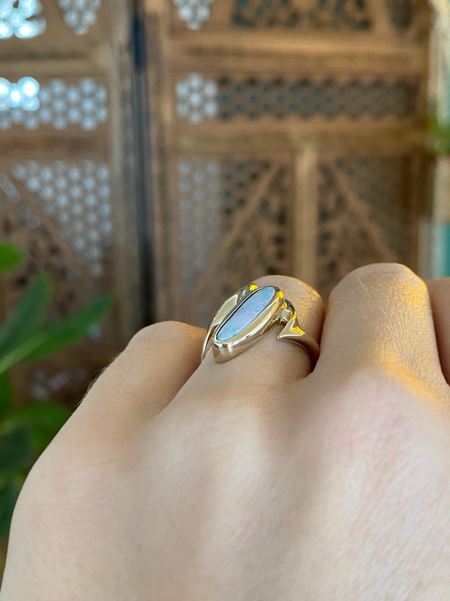 Vintage Solid 14k Yellow Gold Opal Doublet Ring - Size 5.75