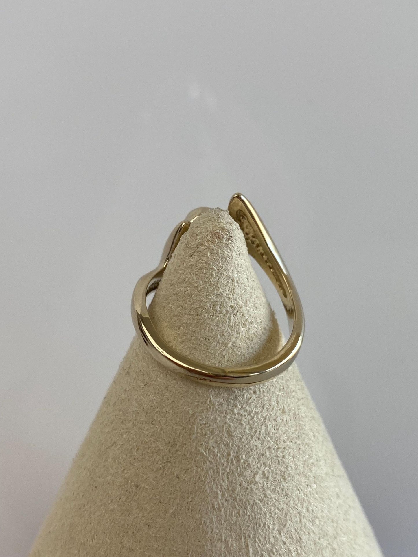 Vintage Solid 14k Yellow Gold Opal Doublet Ring - Size 5.75