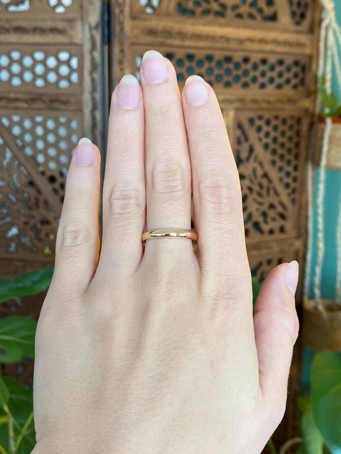 Vintage Solid 18k Yellow Gold Ring Band - Size 8