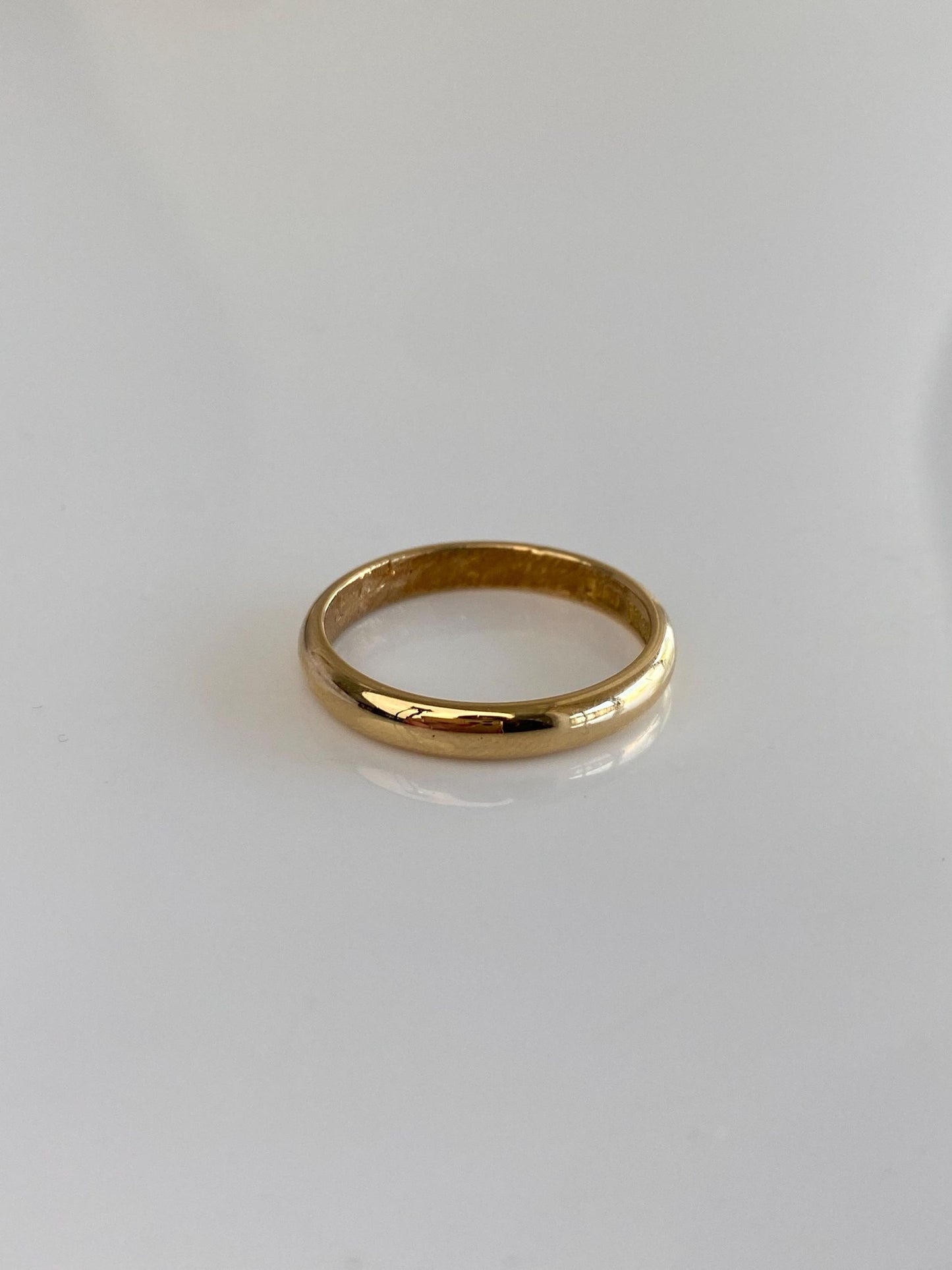 Vintage Solid 18k Yellow Gold Ring Band - Size 8