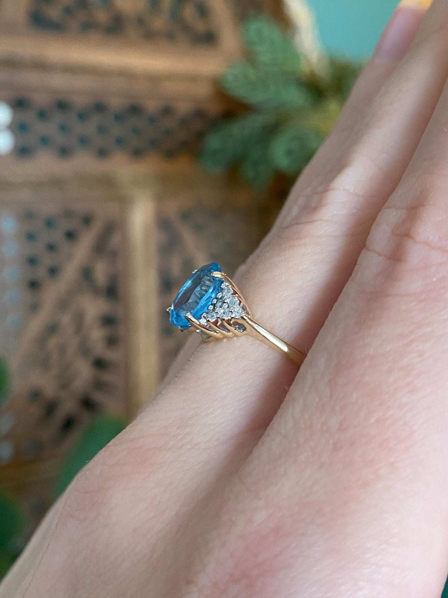 Vintage Solid 14k Yellow Gold Diamond Topaz Ring - Size 6.5