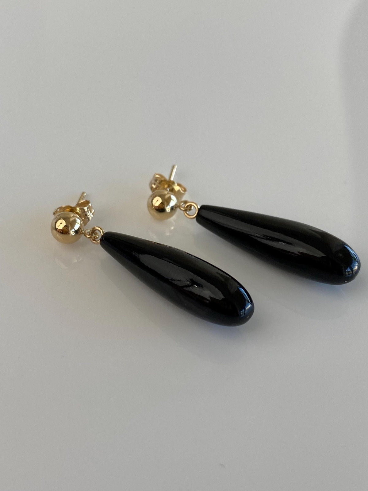 Vintage 14k Black Onyx Teardrop Dangle Stud Earrings