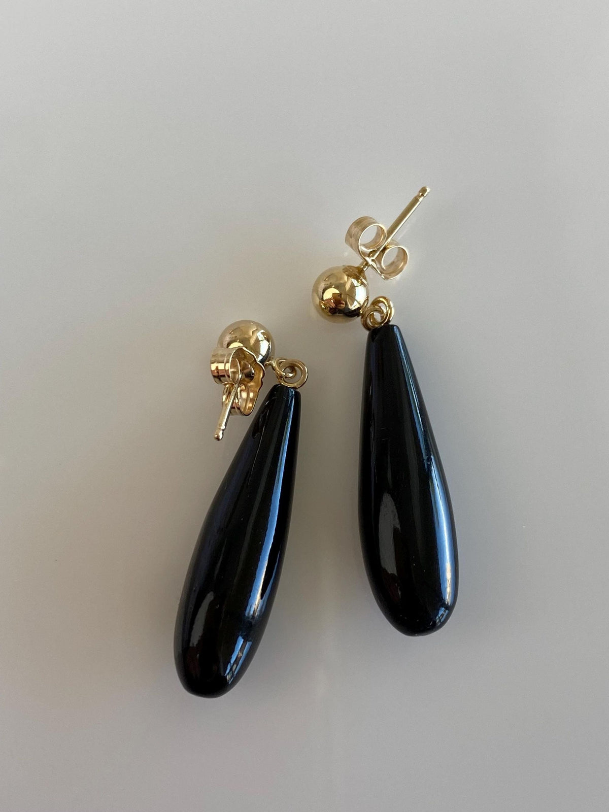 Vintage 14k Black Onyx Teardrop Dangle Stud Earrings