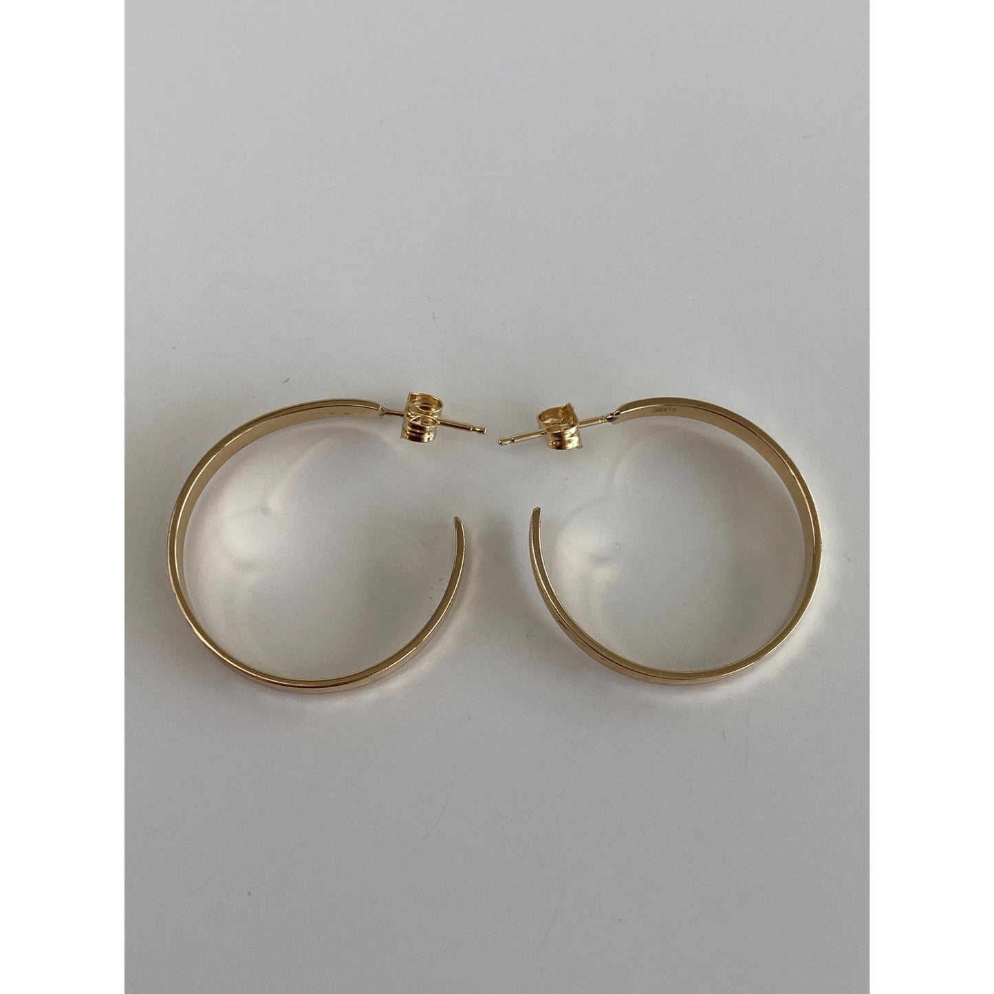 Vintage Solid 14k Yellow Gold Diamond Cut Hoop Earrings