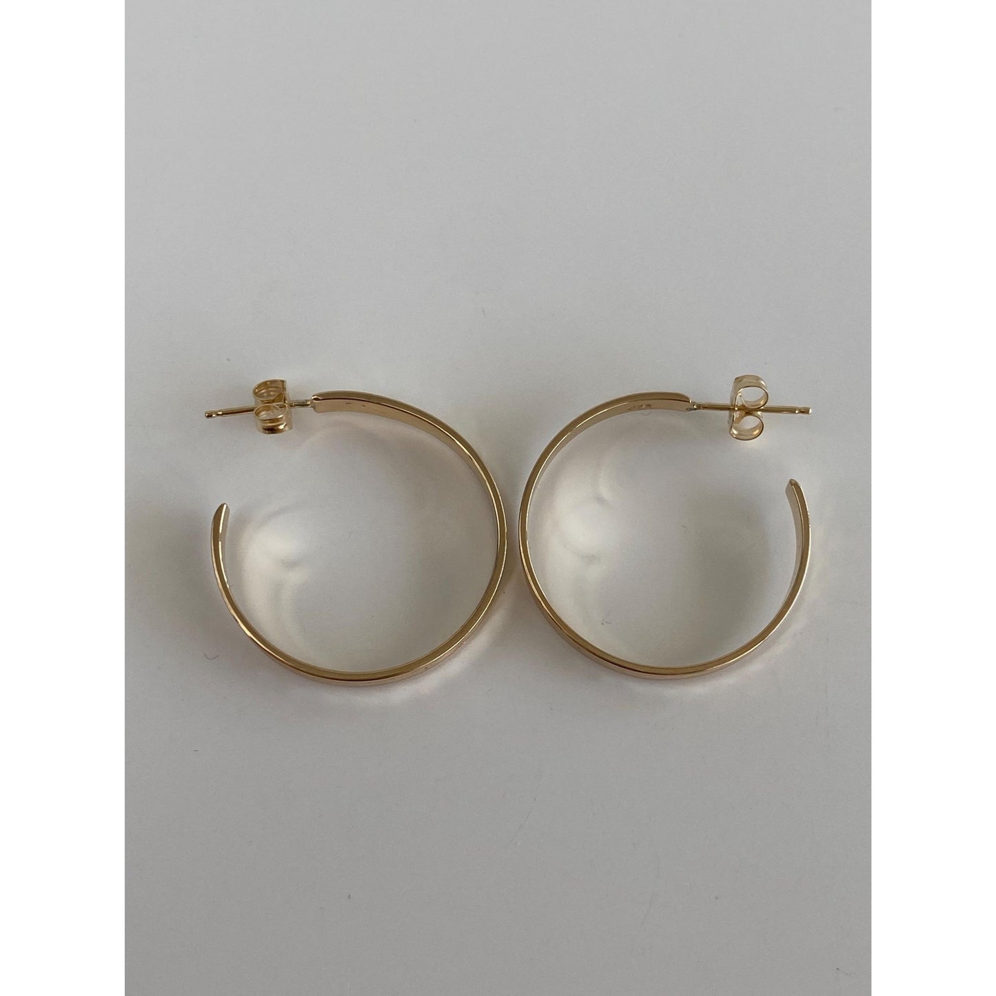 Vintage Solid 14k Yellow Gold Diamond Cut Hoop Earrings