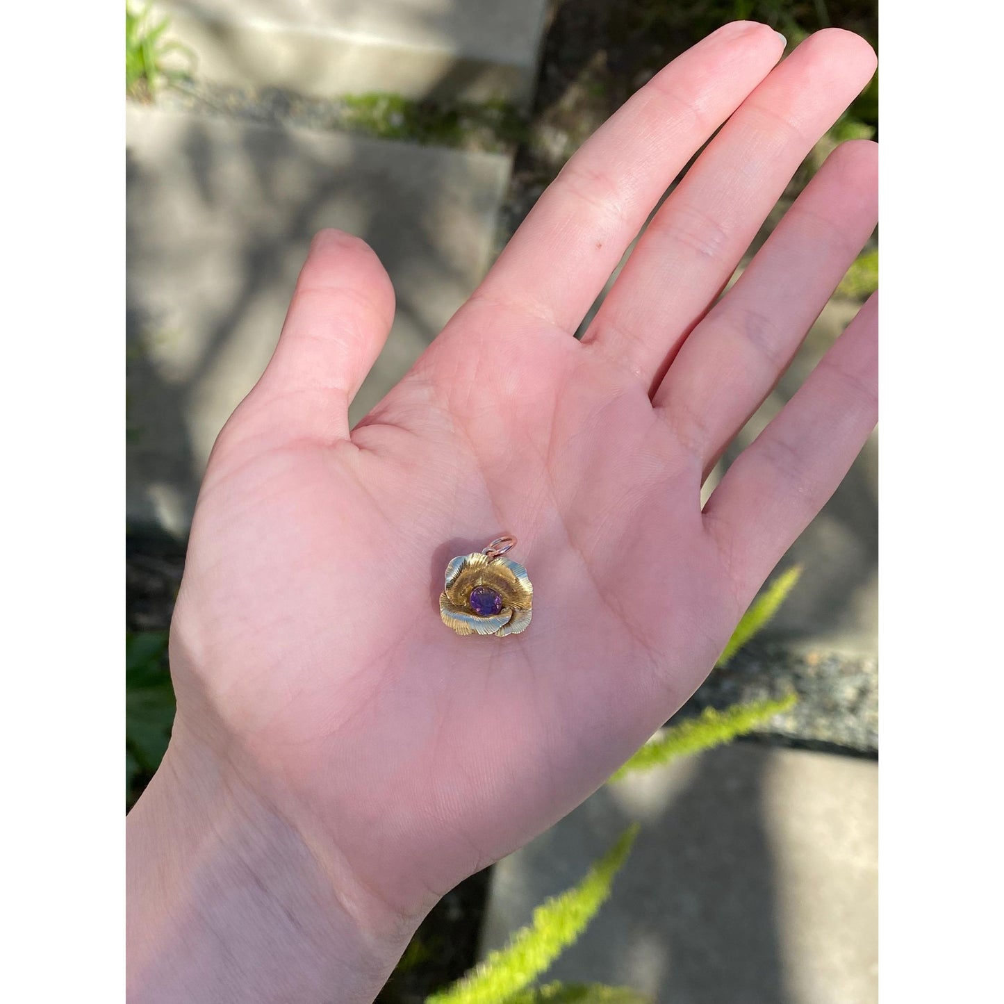 Vintage Solid 14k Yellow Gold Purple Cubic Zirconia Flower Charm