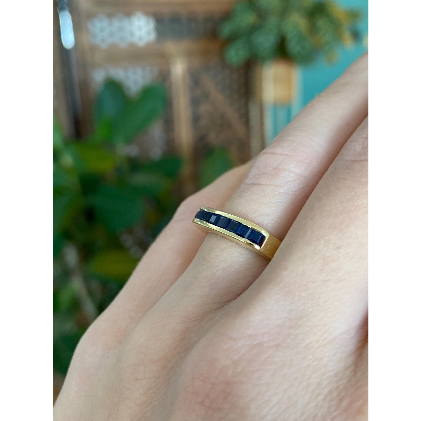 Vintage Solid 18k Yellow Gold Blue Sapphire Ring - Size 5
