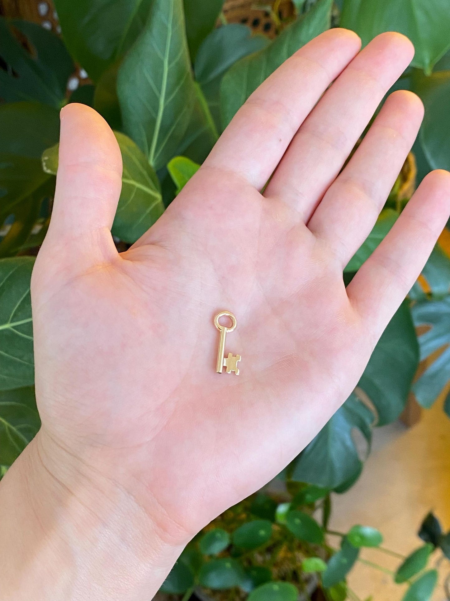 Vintage 14k Yellow Gold Skeleton Key Charm