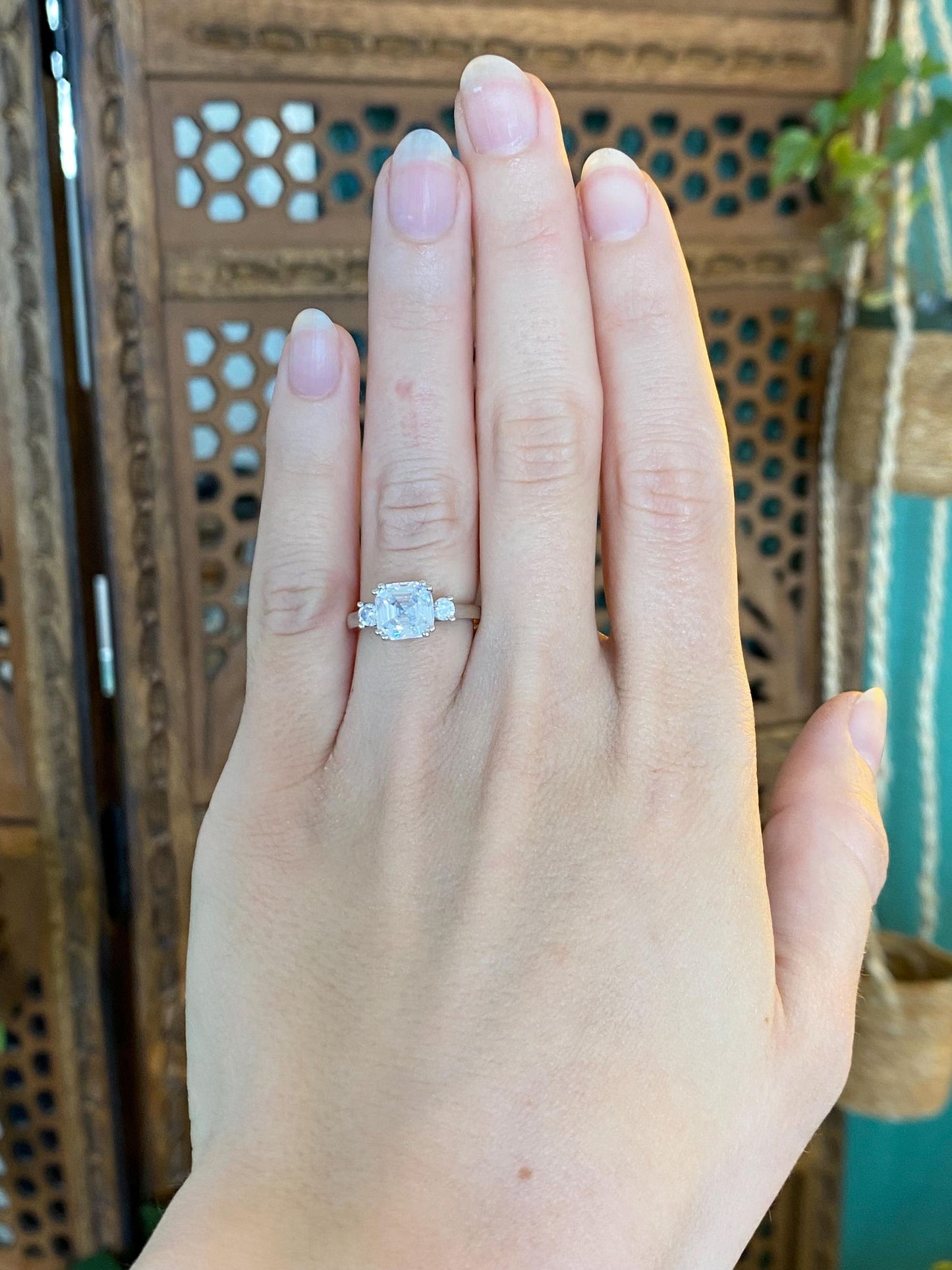 Vintage Solid 10k White Gold Clear Cubic Zirconia Ring - Size 5