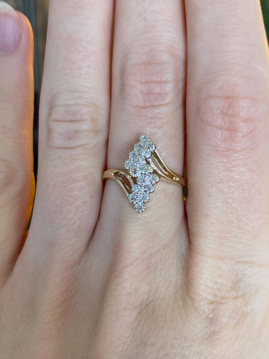 Vintage Solid 14k White & Yellow Gold Diamond Cluster Twist Ring - Size 6.25