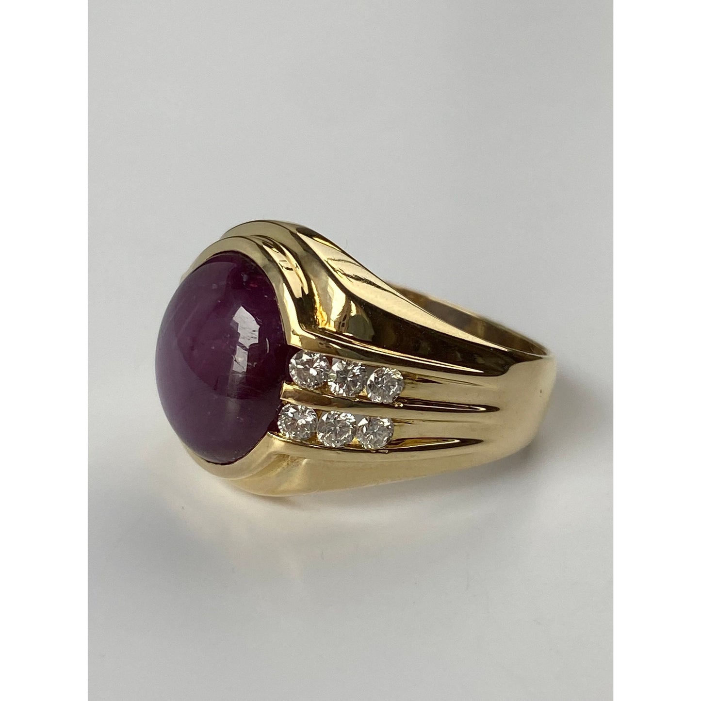 Solid 18k Yellow Gold Star Sapphire Diamond Ring - Size 10