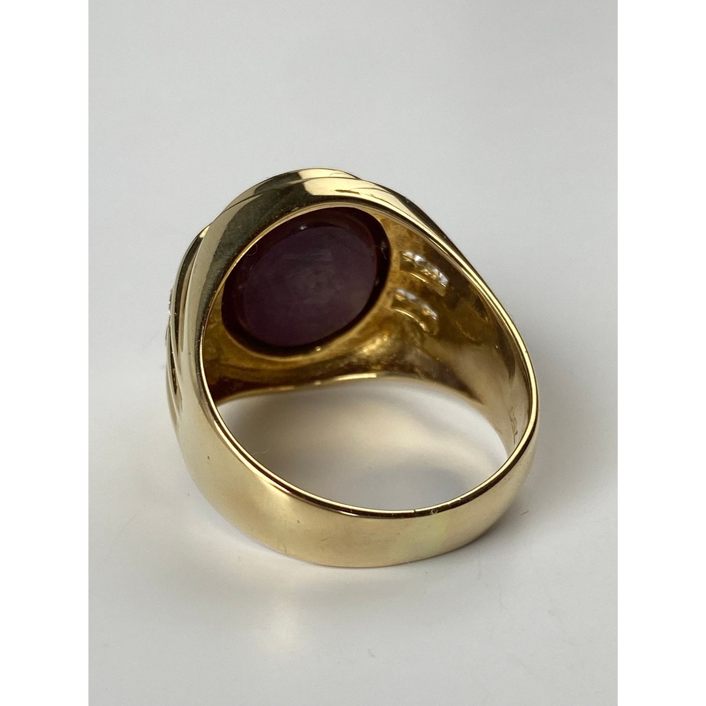 Solid 18k Yellow Gold Star Sapphire Diamond Ring - Size 10